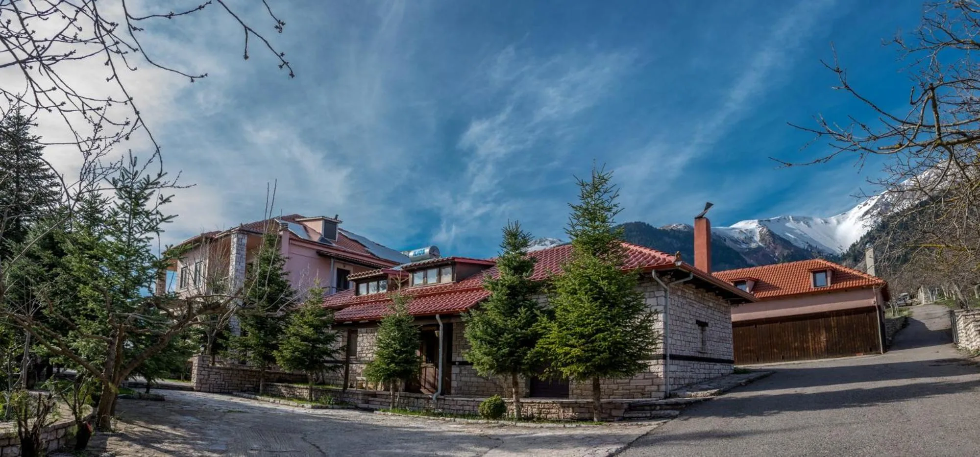 Facade/entrance in Mountain House
