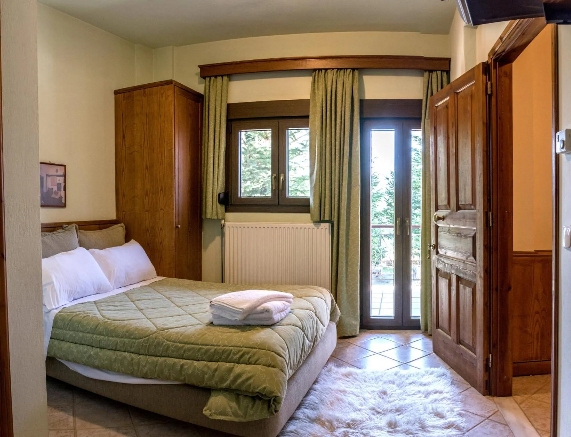 Bed in Mountain House