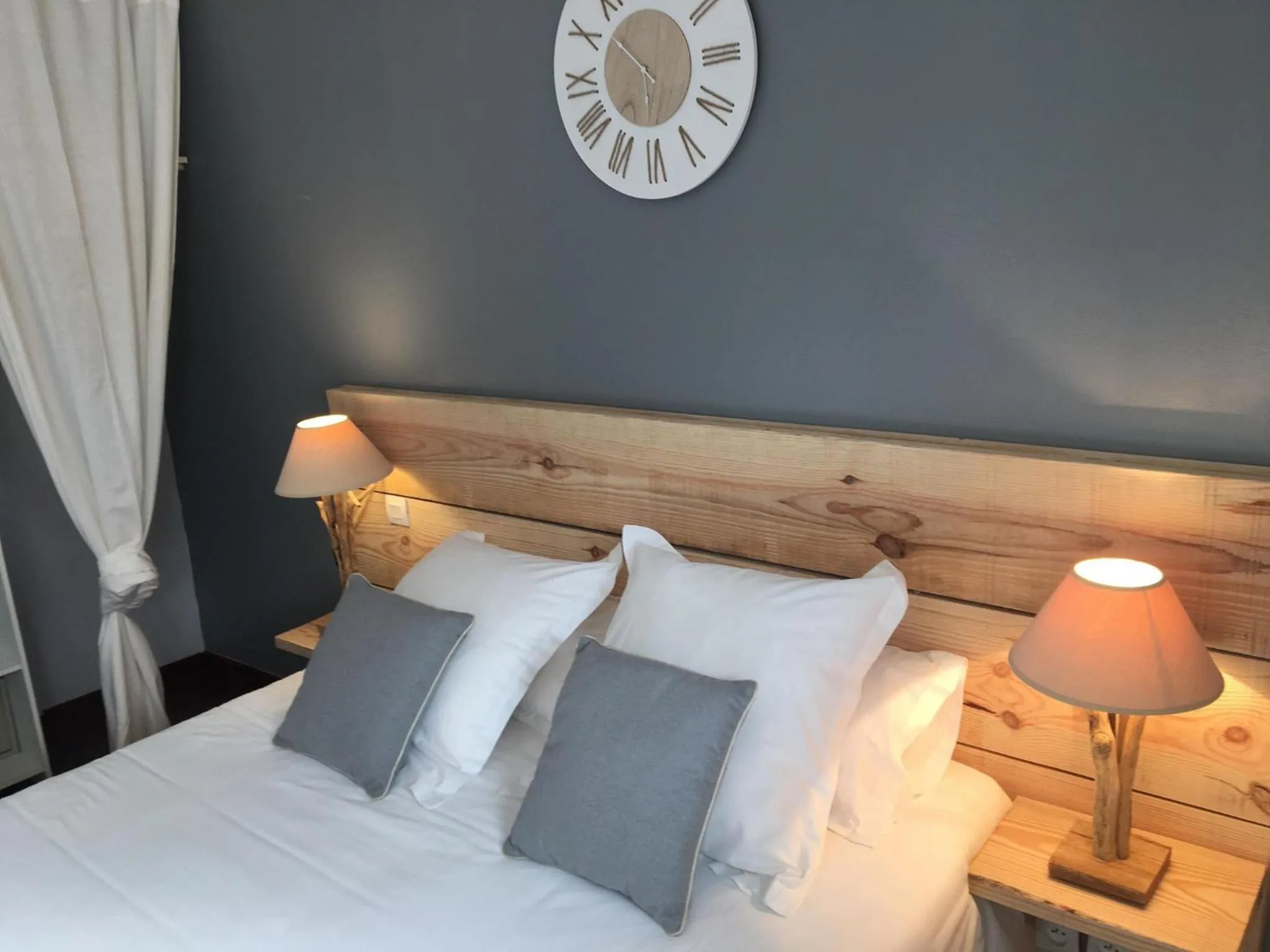 Bed in Le Pavillon Bleu