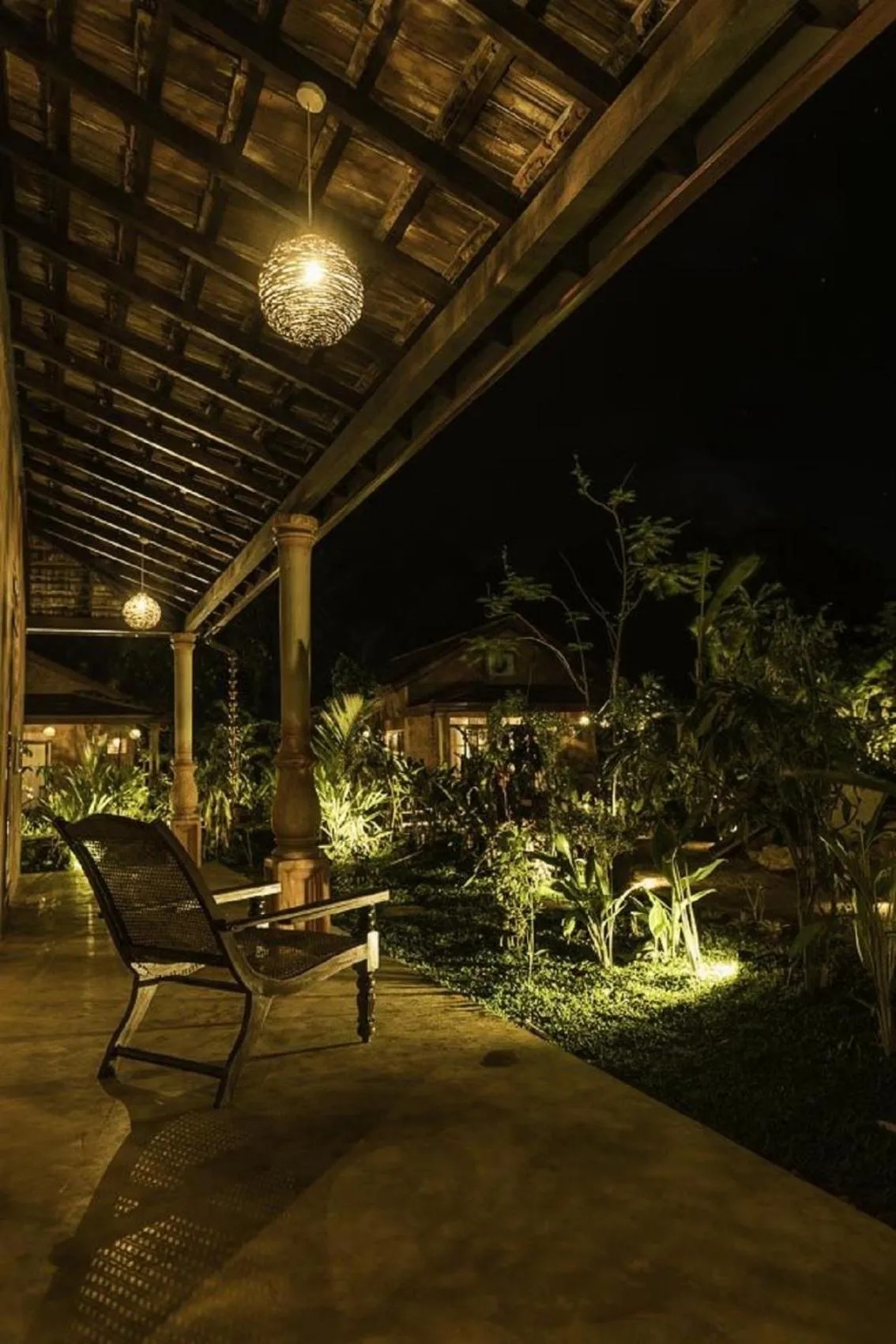 Balcony/Terrace in D Canal House