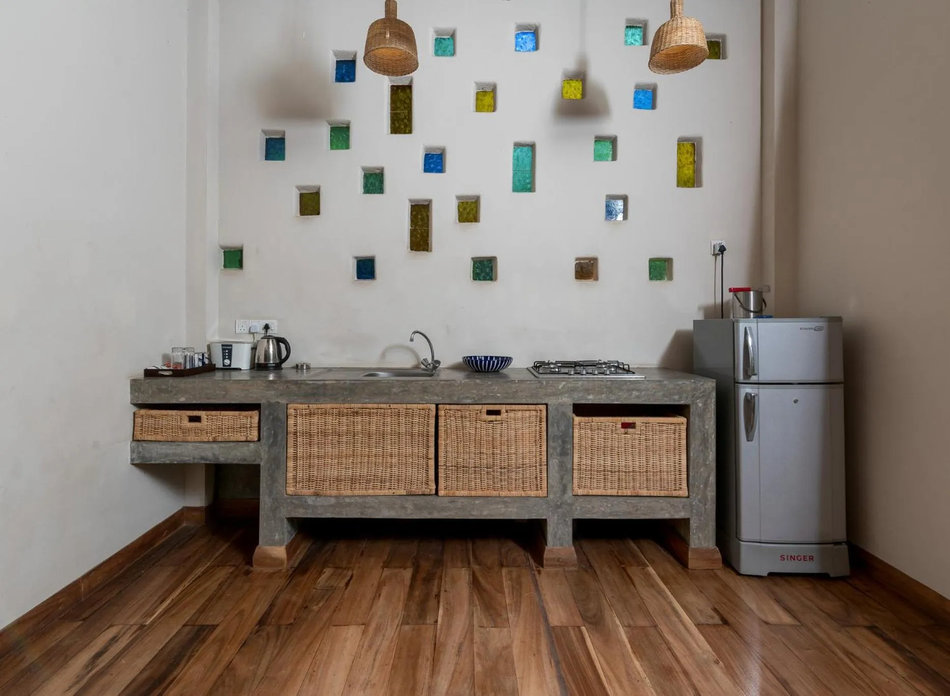 Kitchen or kitchenette in D Canal House