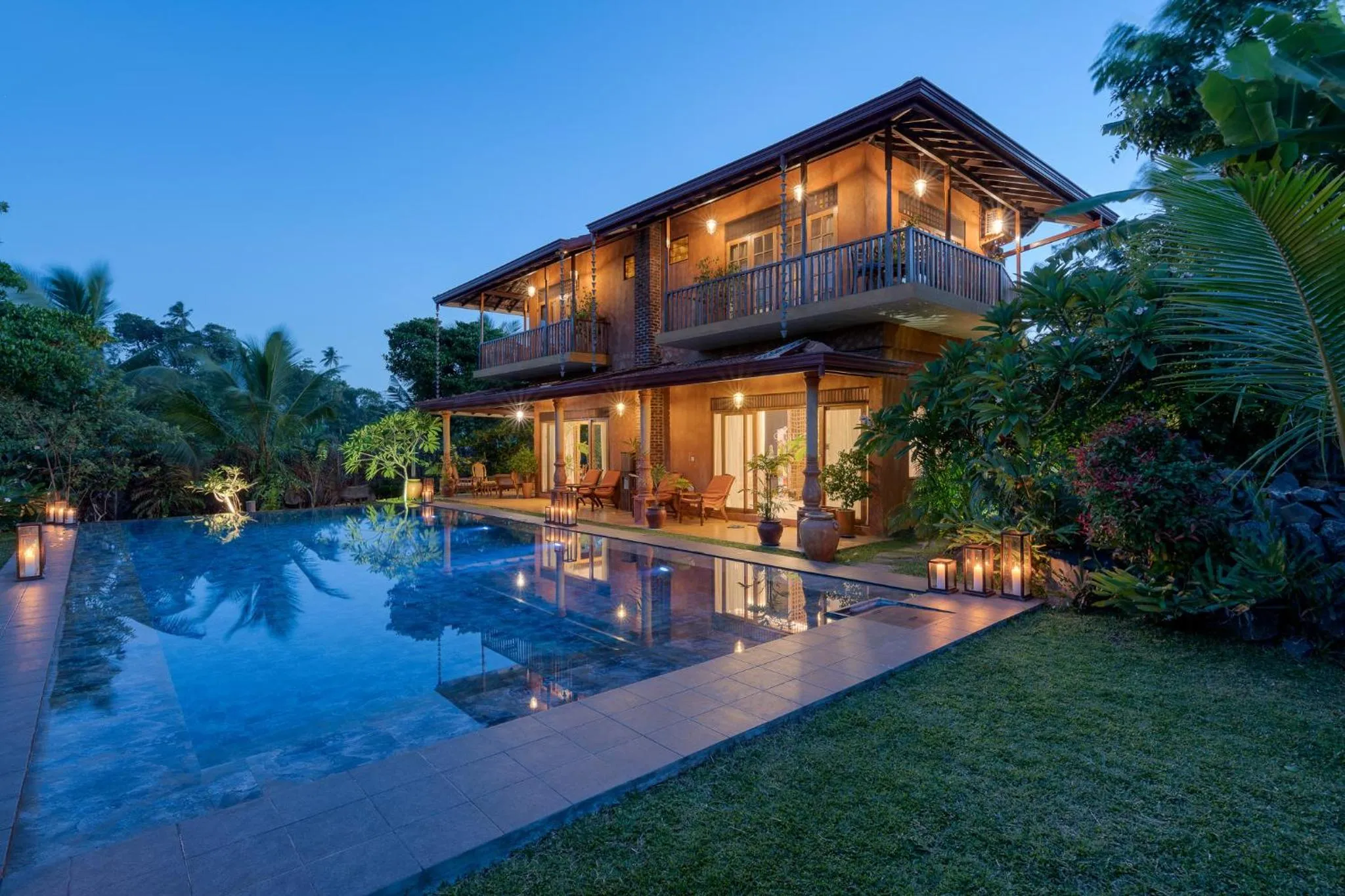 Property building in D Canal House