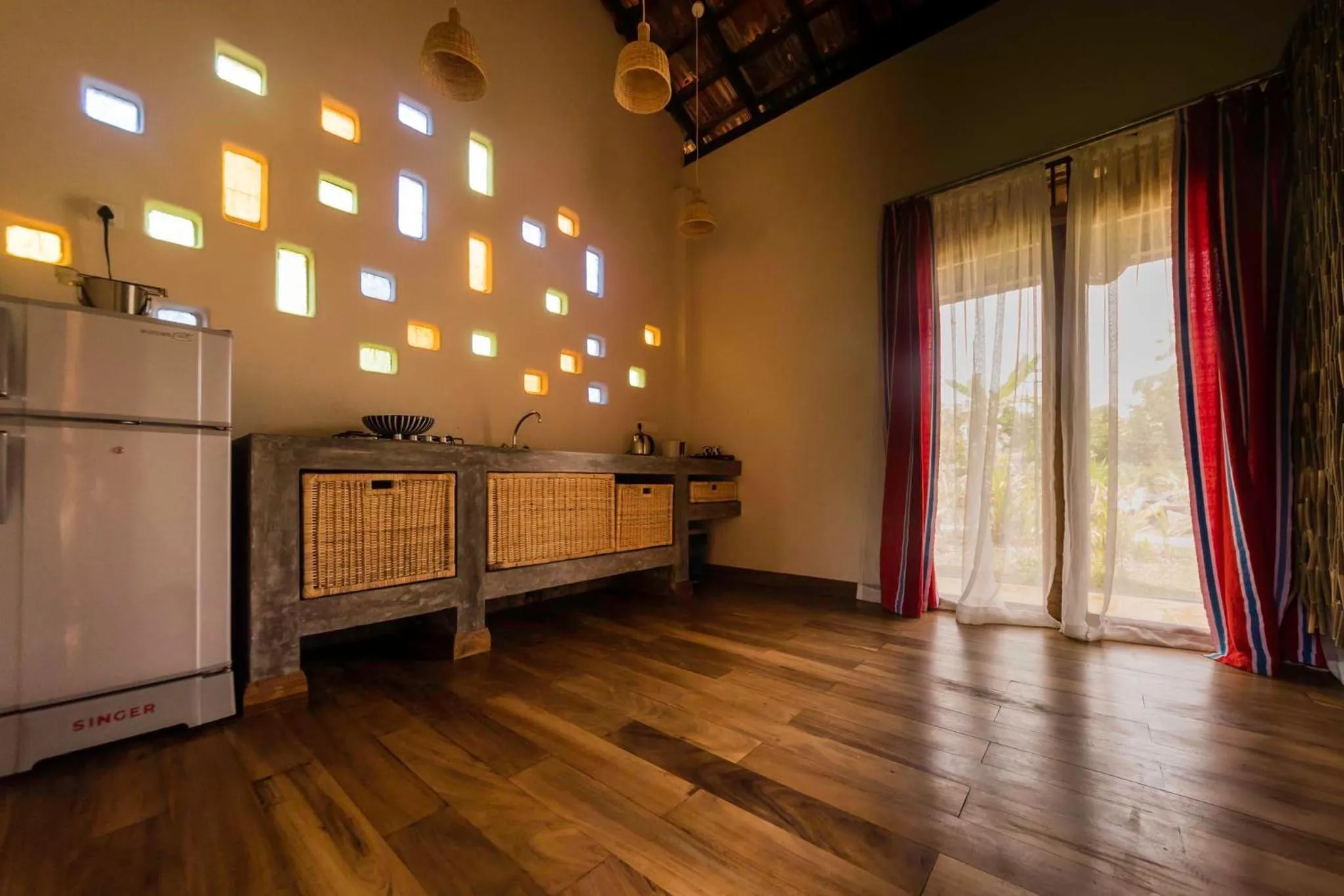 Kitchen or kitchenette in D Canal House