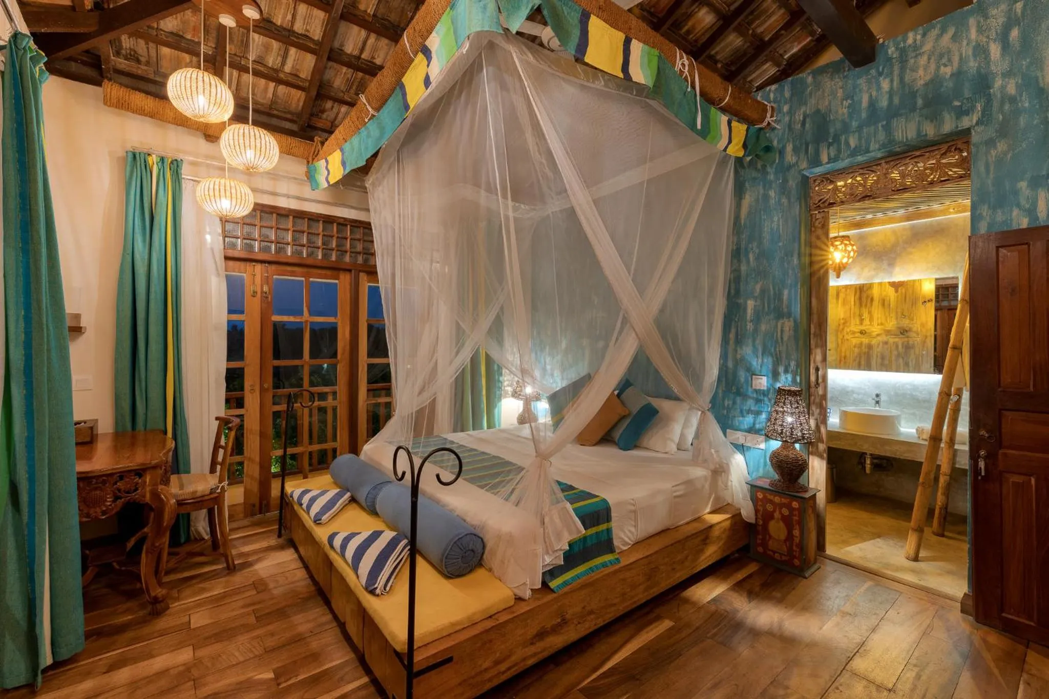 Bed in D Canal House