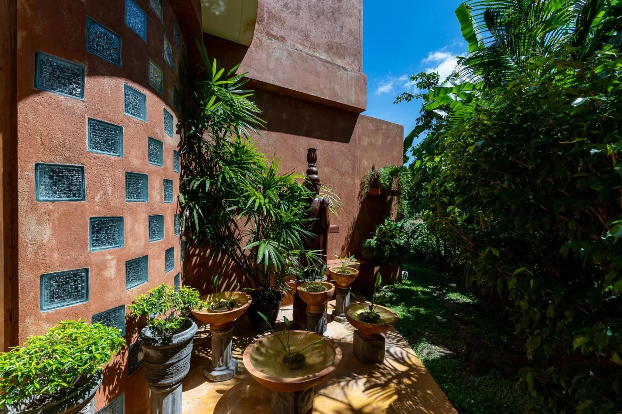 Property building in D Canal House