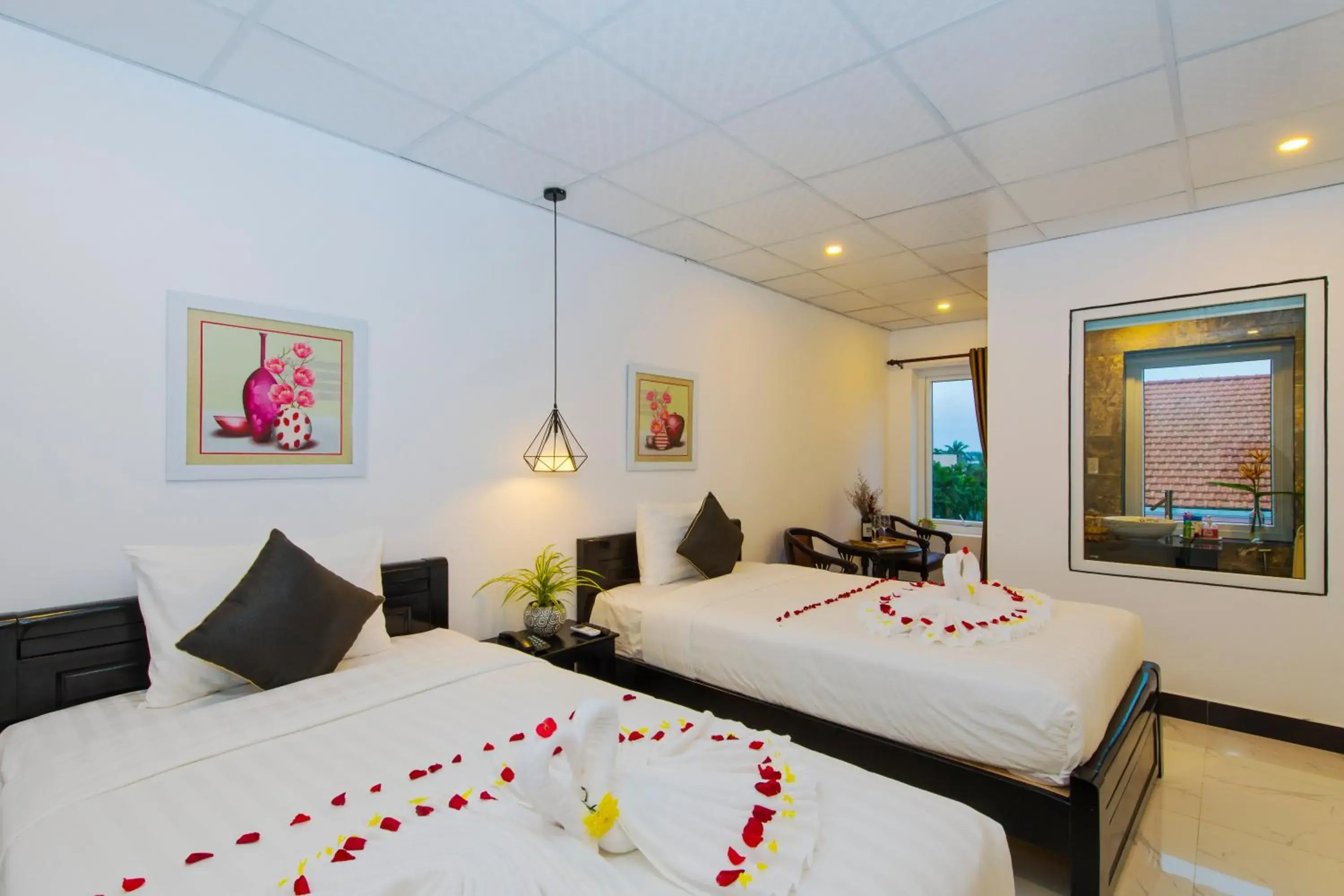 City view, Bed in Hoi An Sunny Pool Villa City view, Bed in Hoi An Sunny Pool Villa