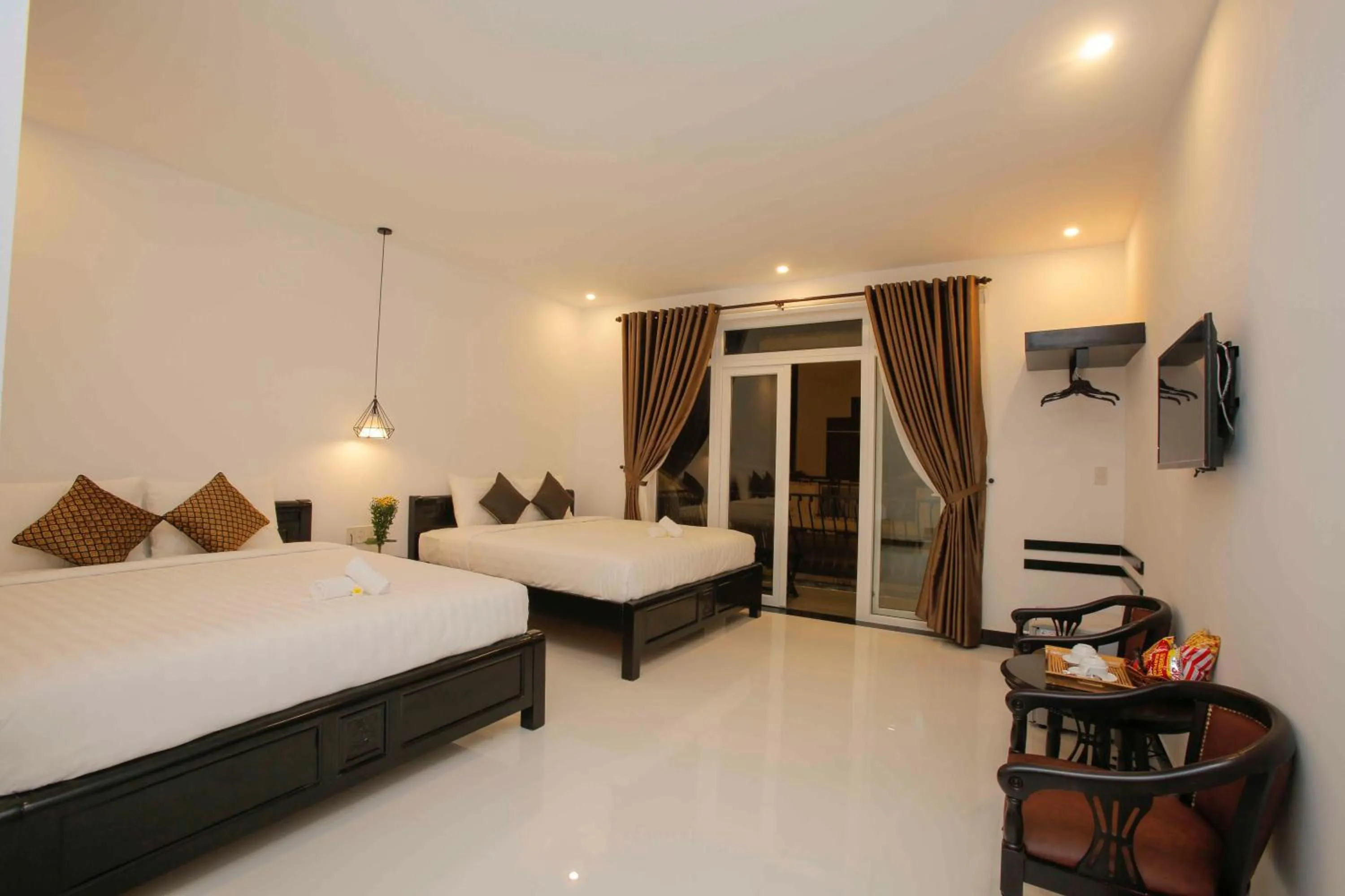 Photo of the whole room, Bed in Hoi An Sunny Pool Villa