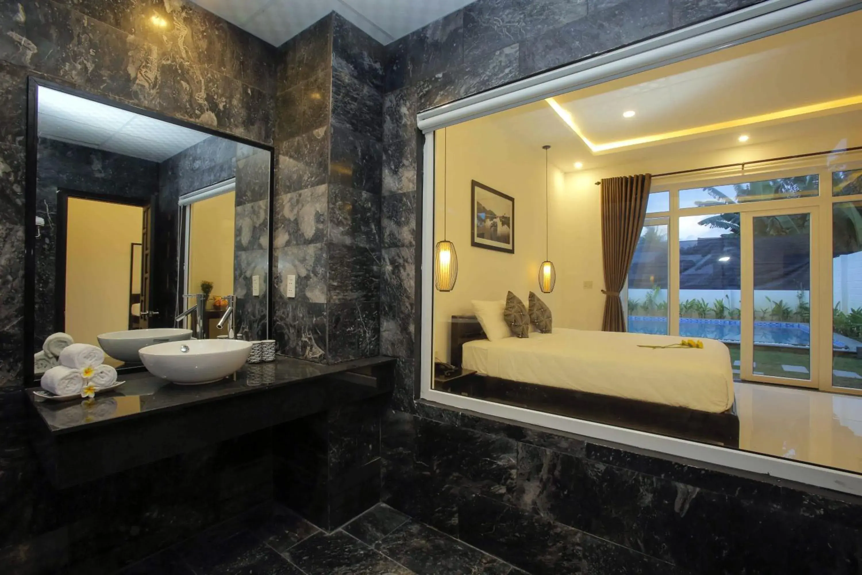 Bathroom in Hoi An Sunny Pool Villa Bathroom in Hoi An Sunny Pool Villa