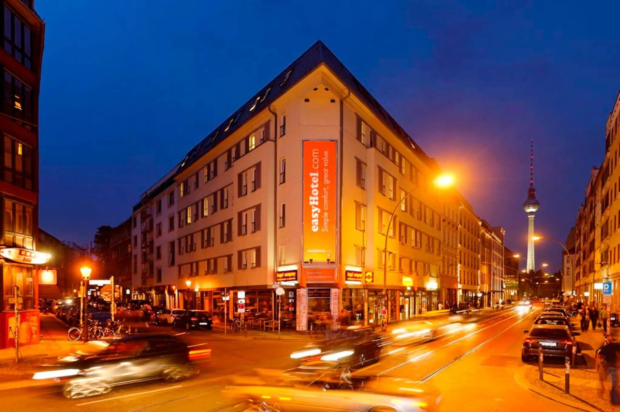 Property building in easyHotel Berlin Hackescher Markt