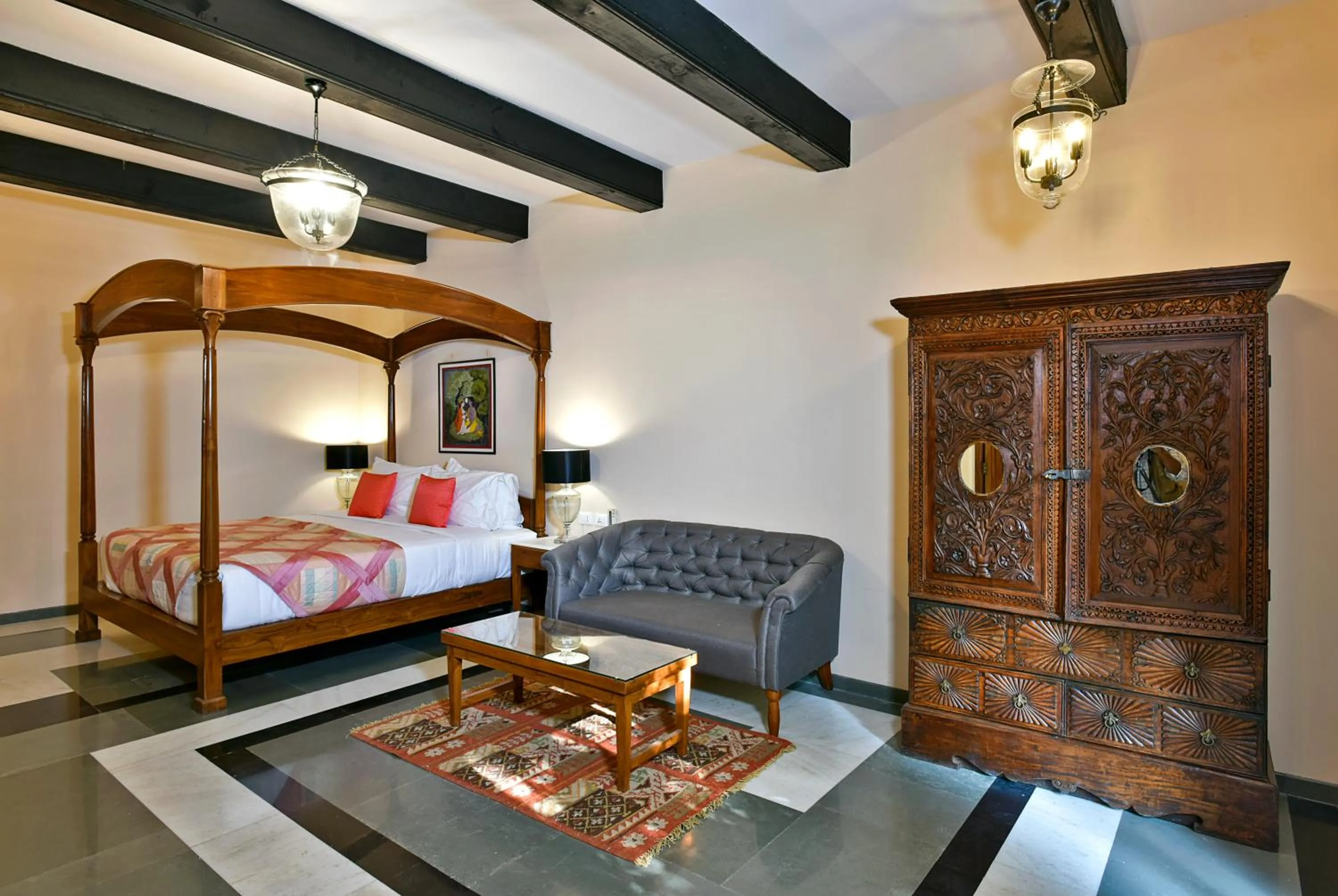 Photo of the whole room, Bed in Gogunda Palace