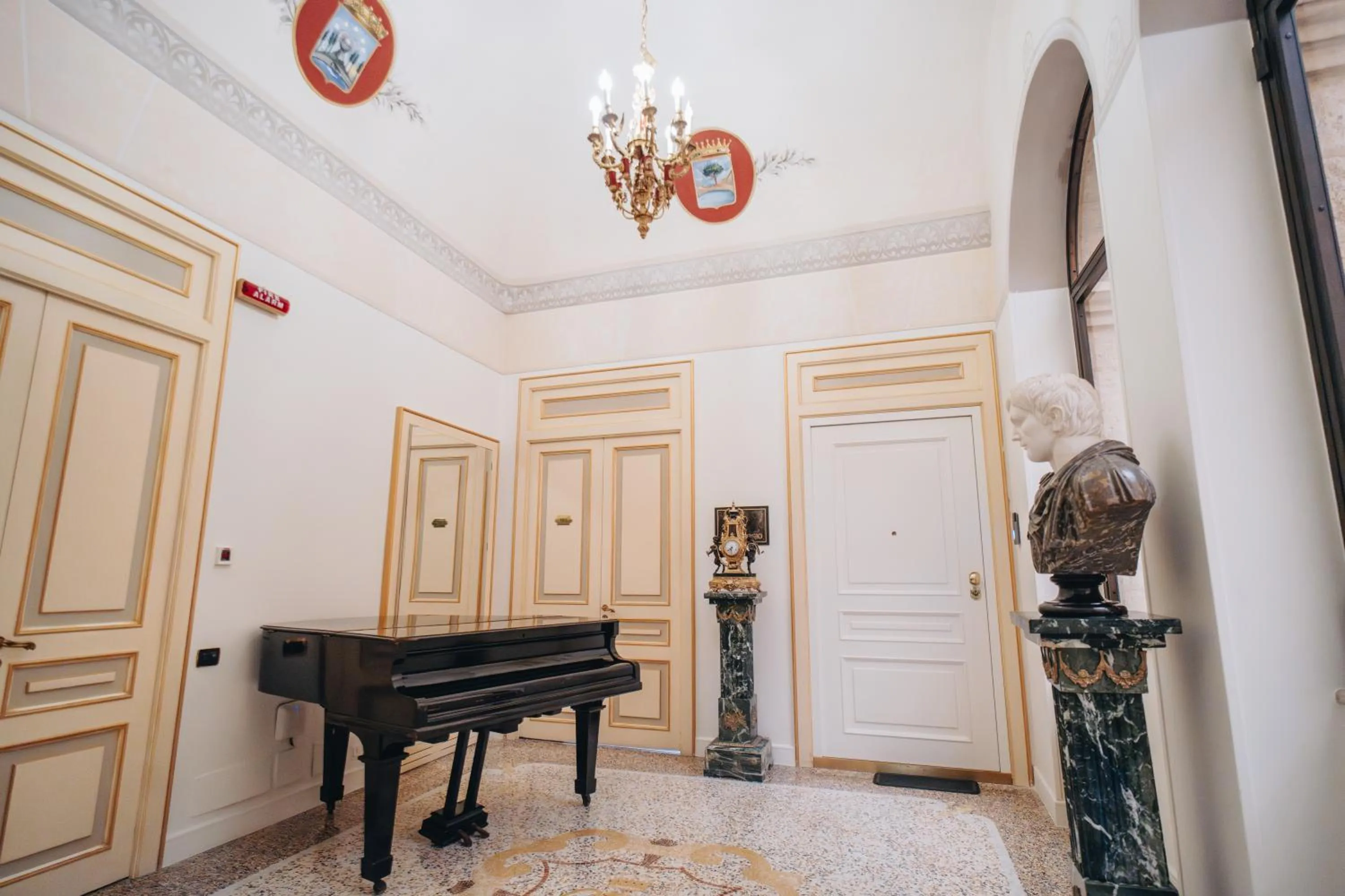 Decorative detail in Hotel San Nicola