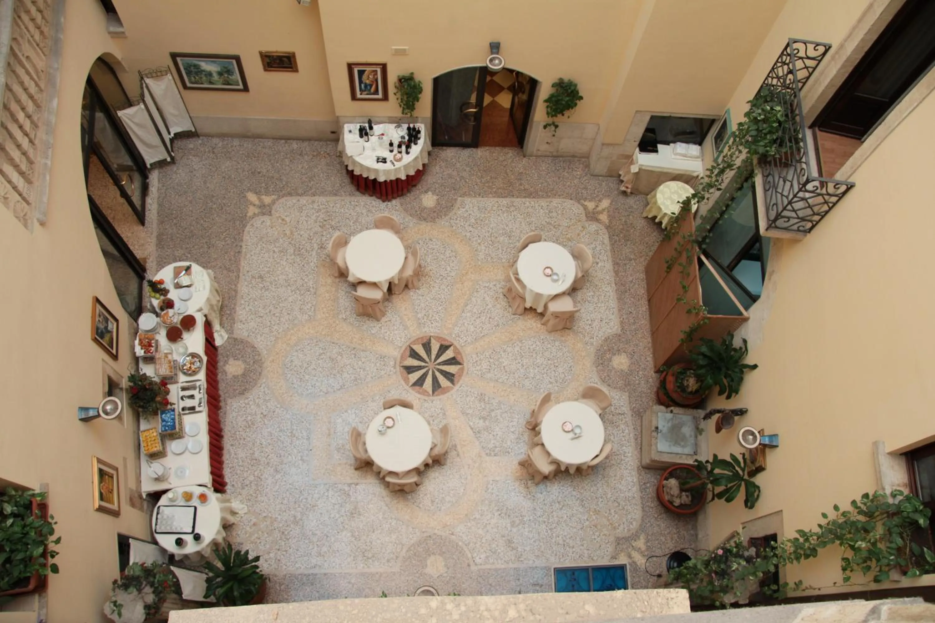 Lounge or bar in Hotel San Nicola