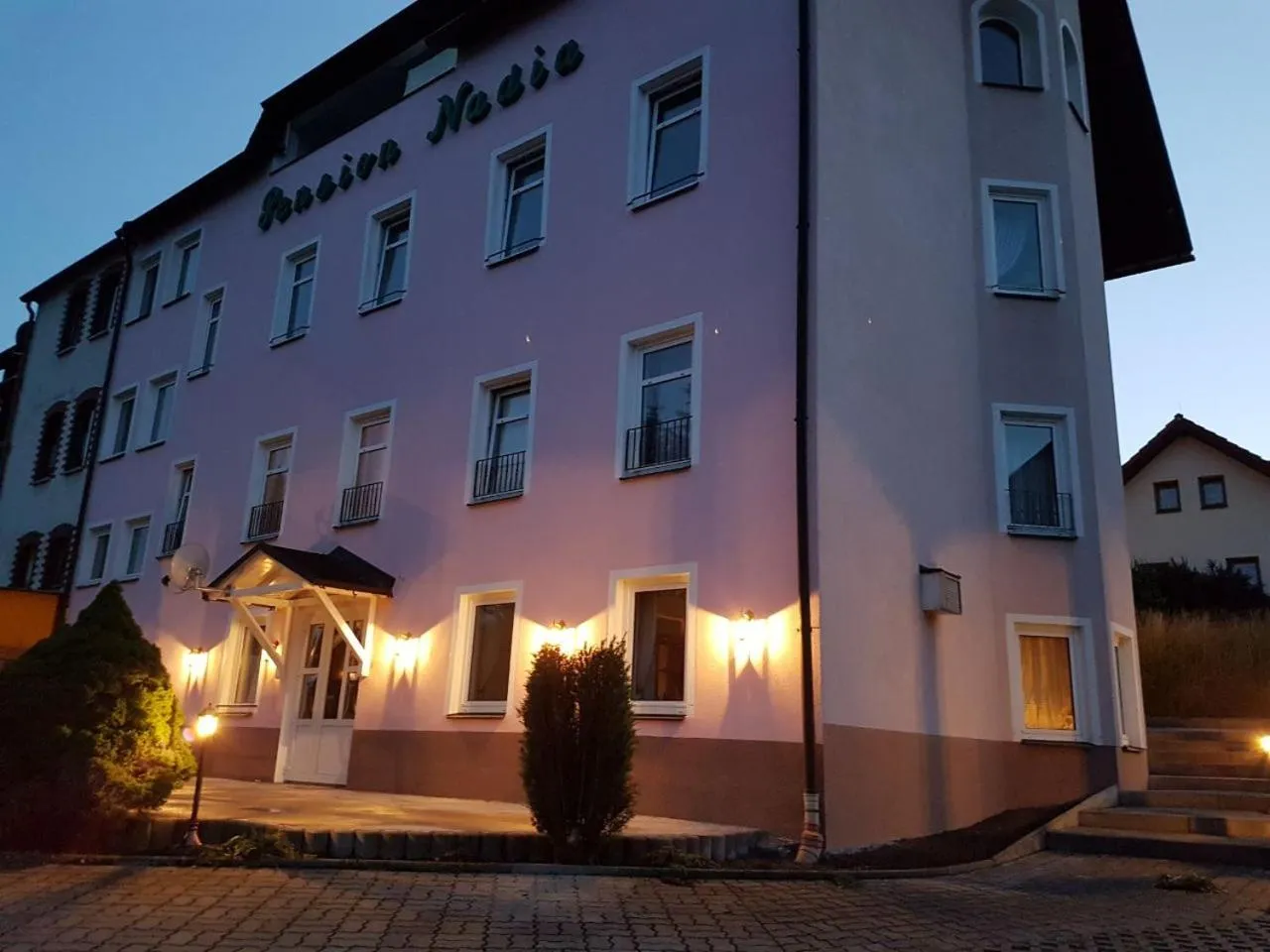 Autumn in Pension Nadia