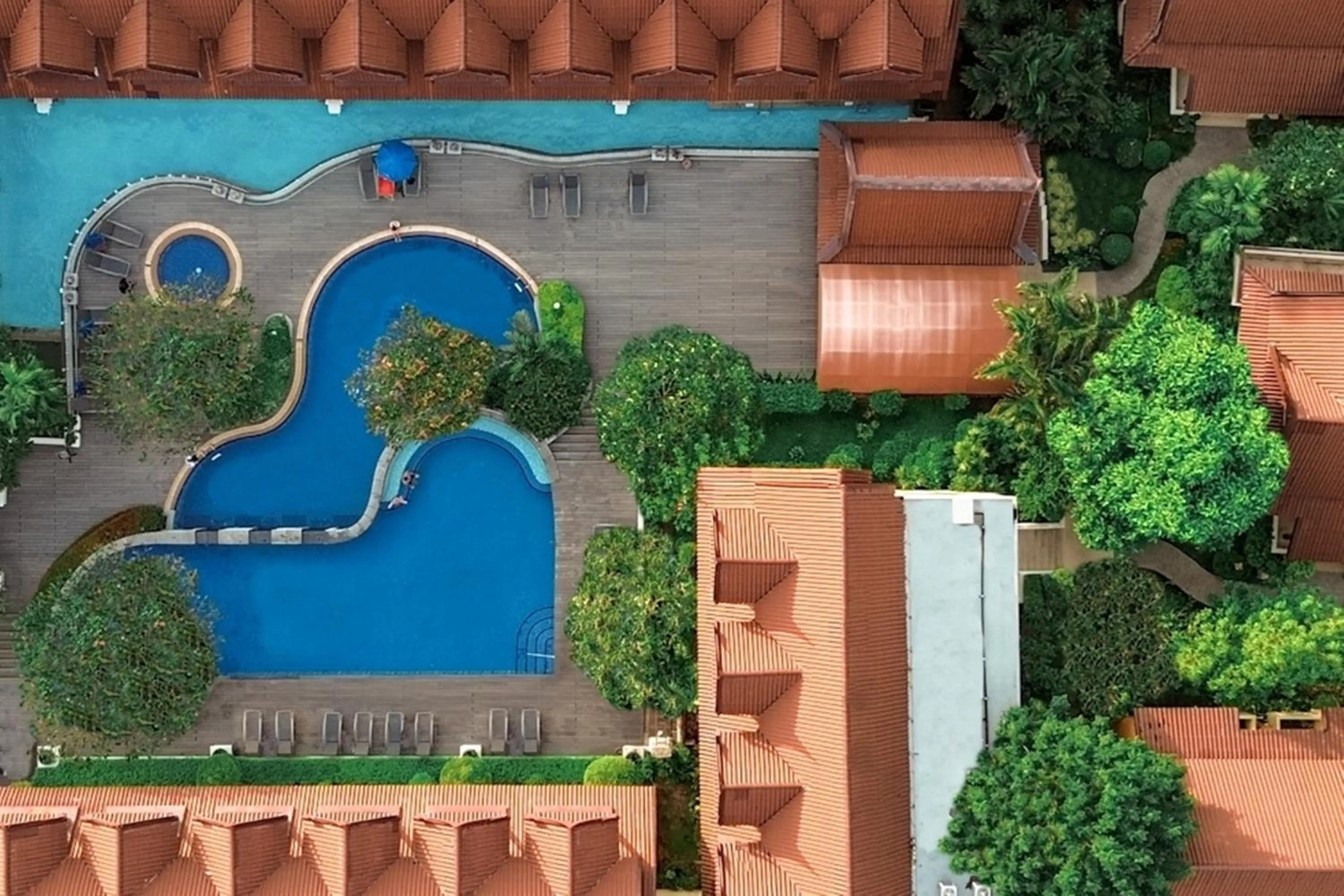 Property building in Diamond Cottage Resort & Spa