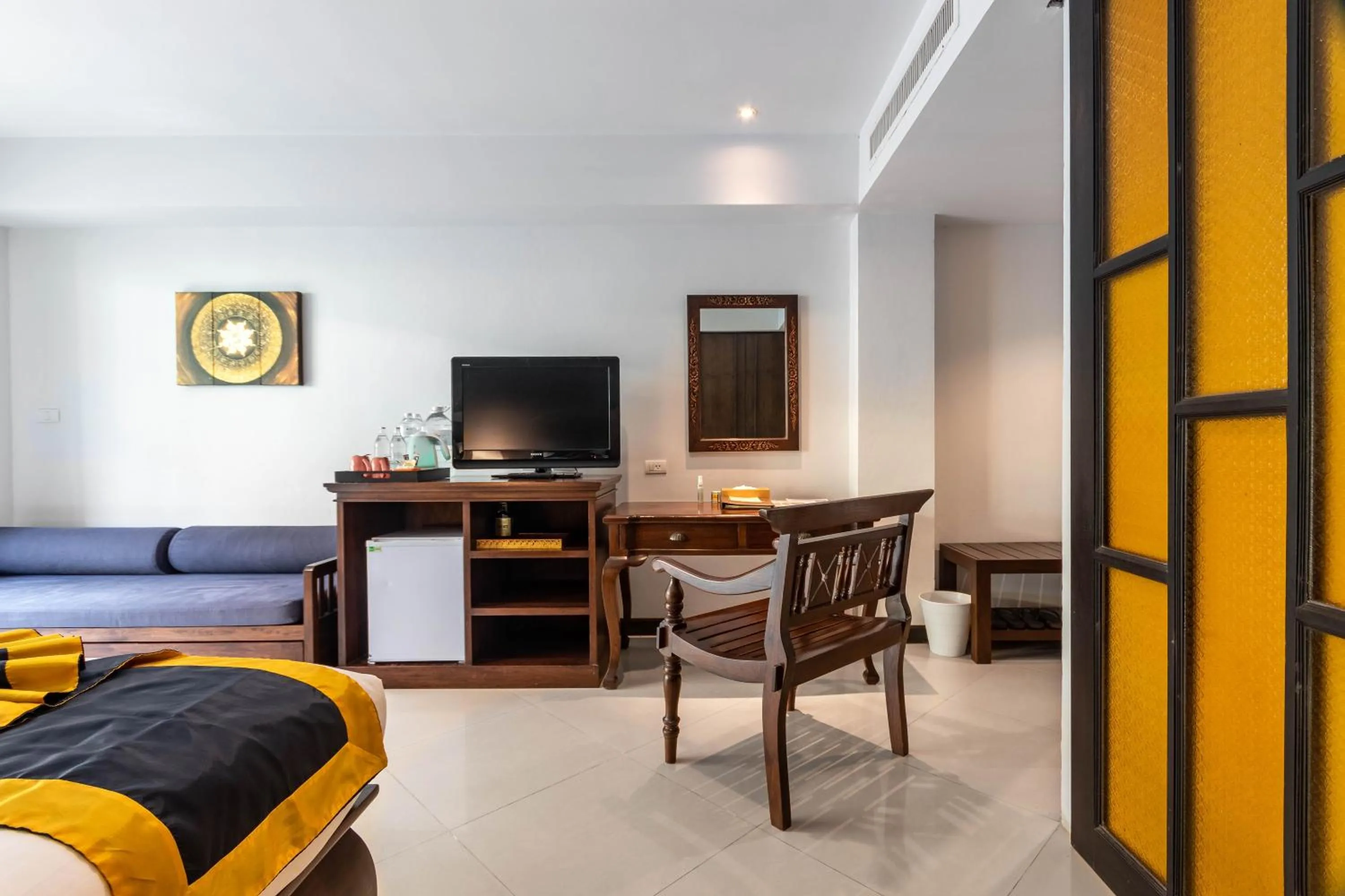 Bed in Diamond Cottage Resort & Spa