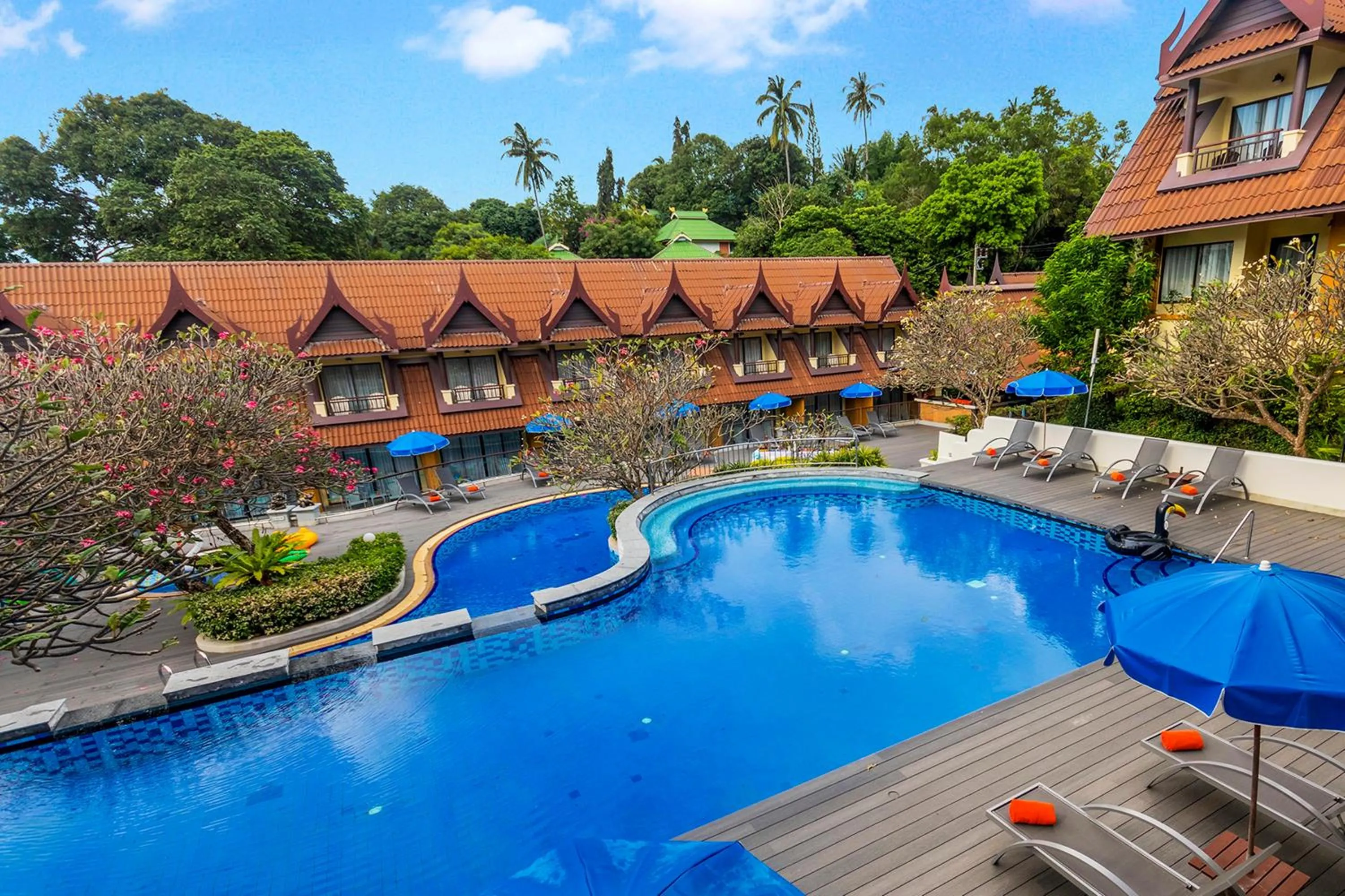 Property building in Diamond Cottage Resort & Spa