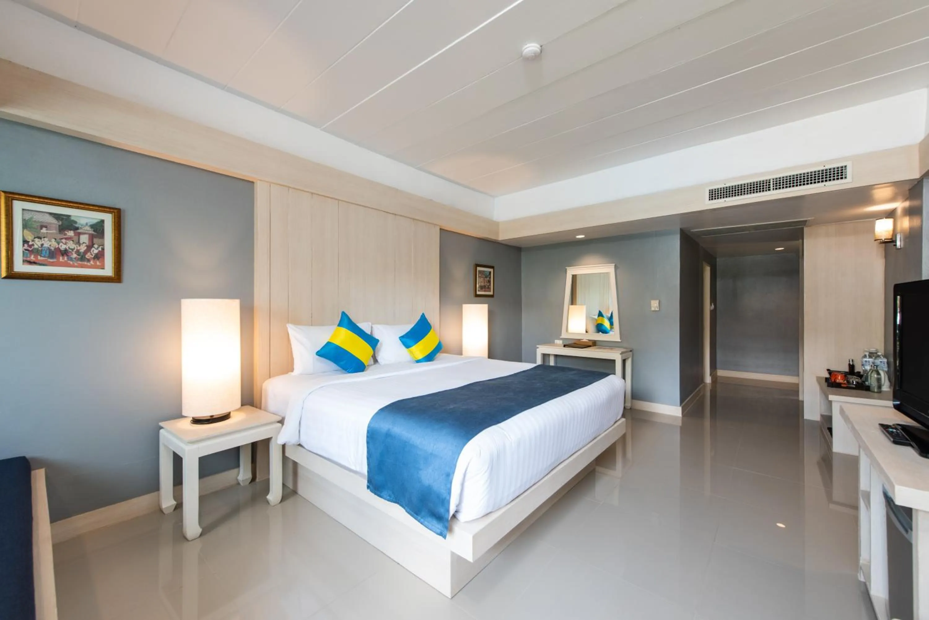 Bed in Diamond Cottage Resort & Spa