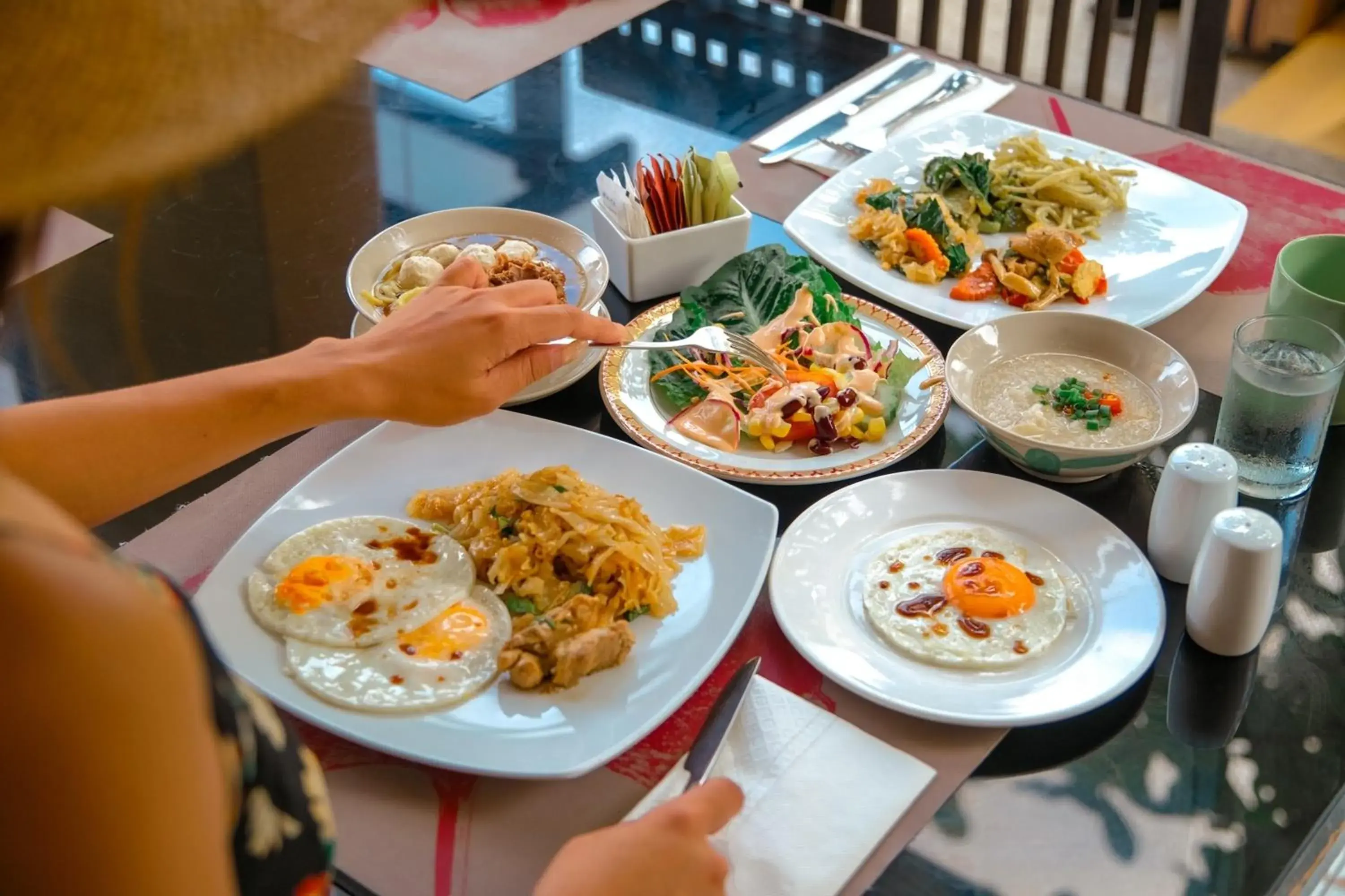 Restaurant/places to eat in Diamond Cottage Resort & Spa Restaurant/places to eat in Diamond Cottage Resort & Spa