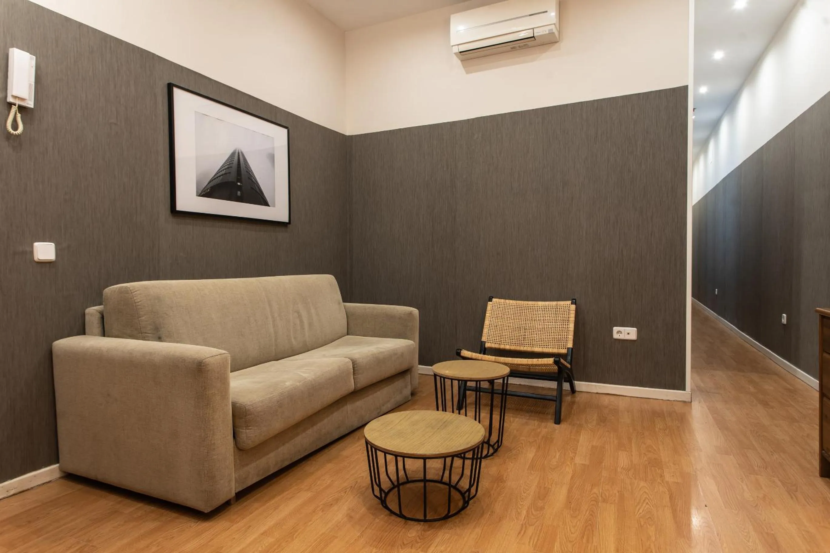 Living room in SUITES YOU Zinc