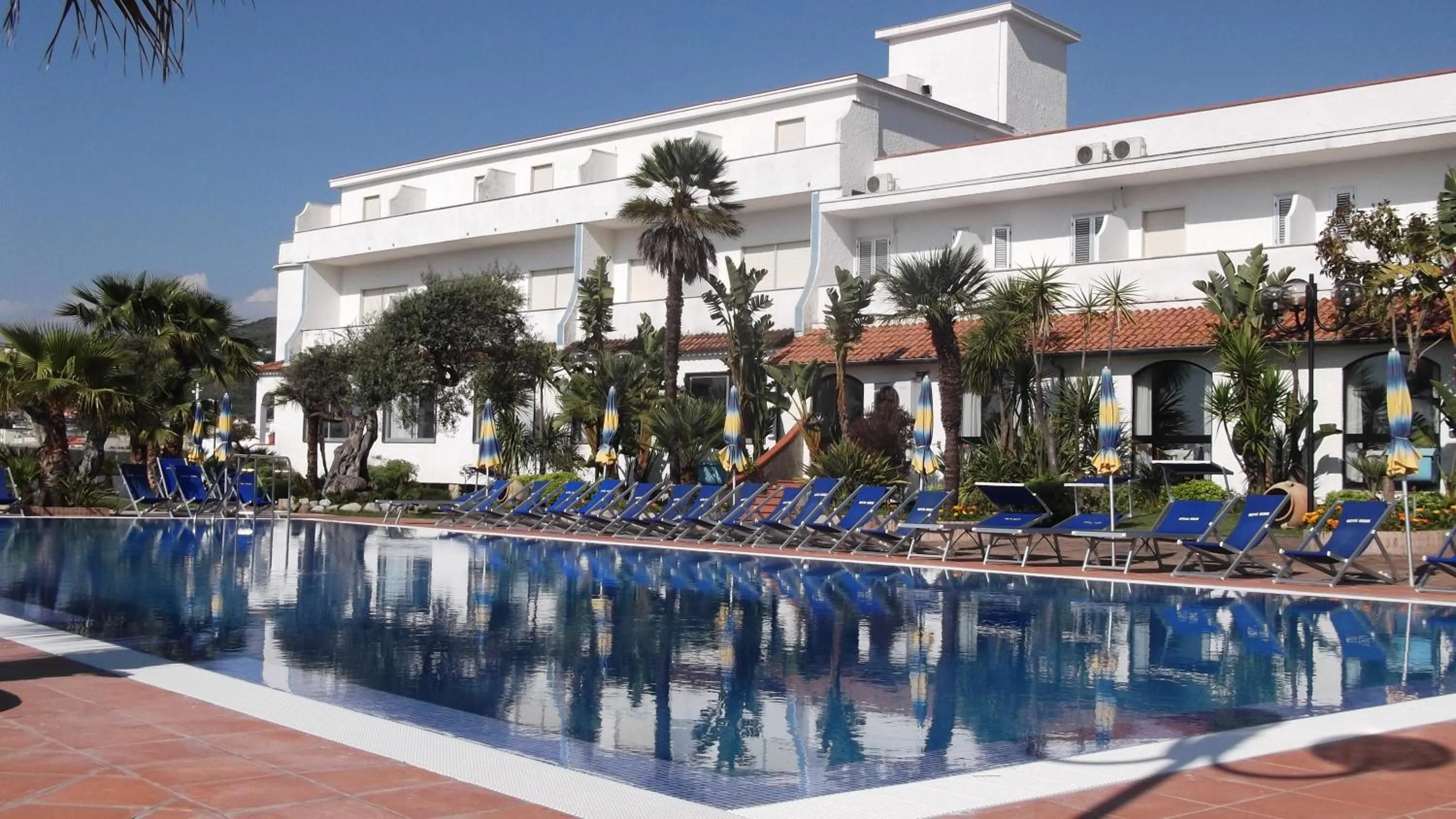 Property building in Hotel Mare