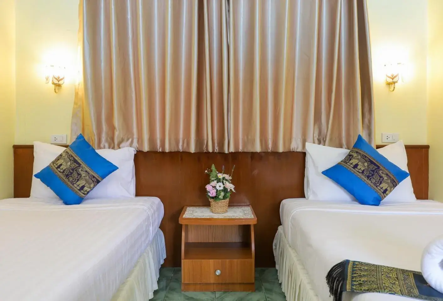 Bedroom, Bed in The Golddiggers Resort Bedroom, Bed in The Golddiggers Resort