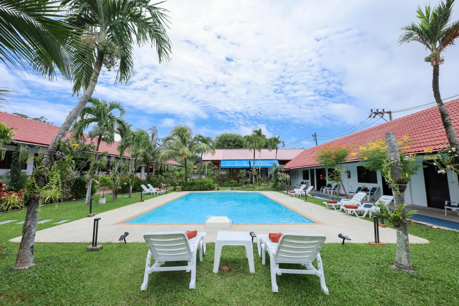 Swimming pool in The Golddiggers Resort