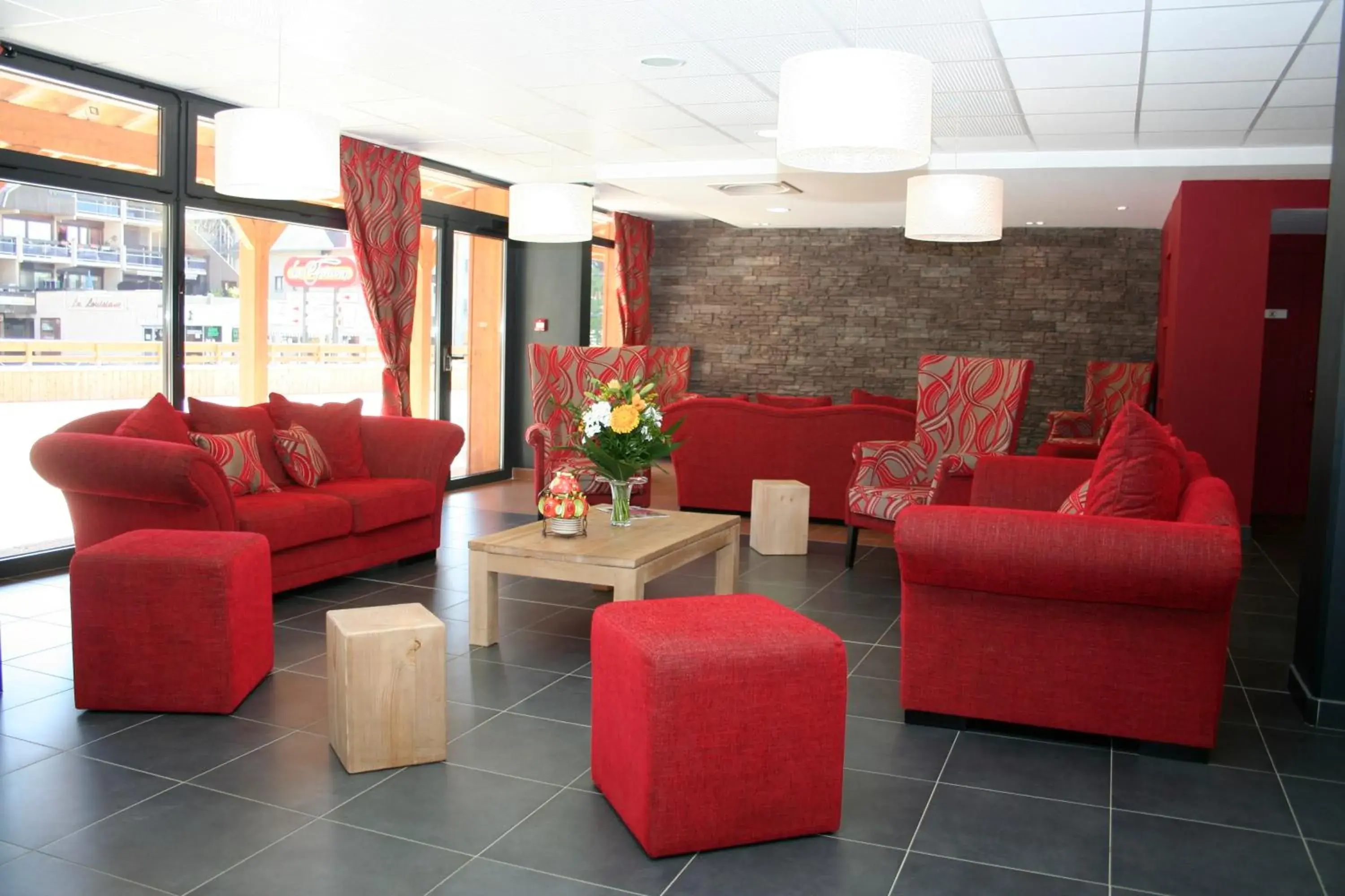 Living room in Résidence Néméa L'Aigle Bleu Living room in Résidence Néméa L'Aigle Bleu