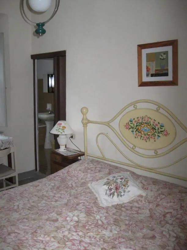 Bed in Albergo Ristorante Guidi