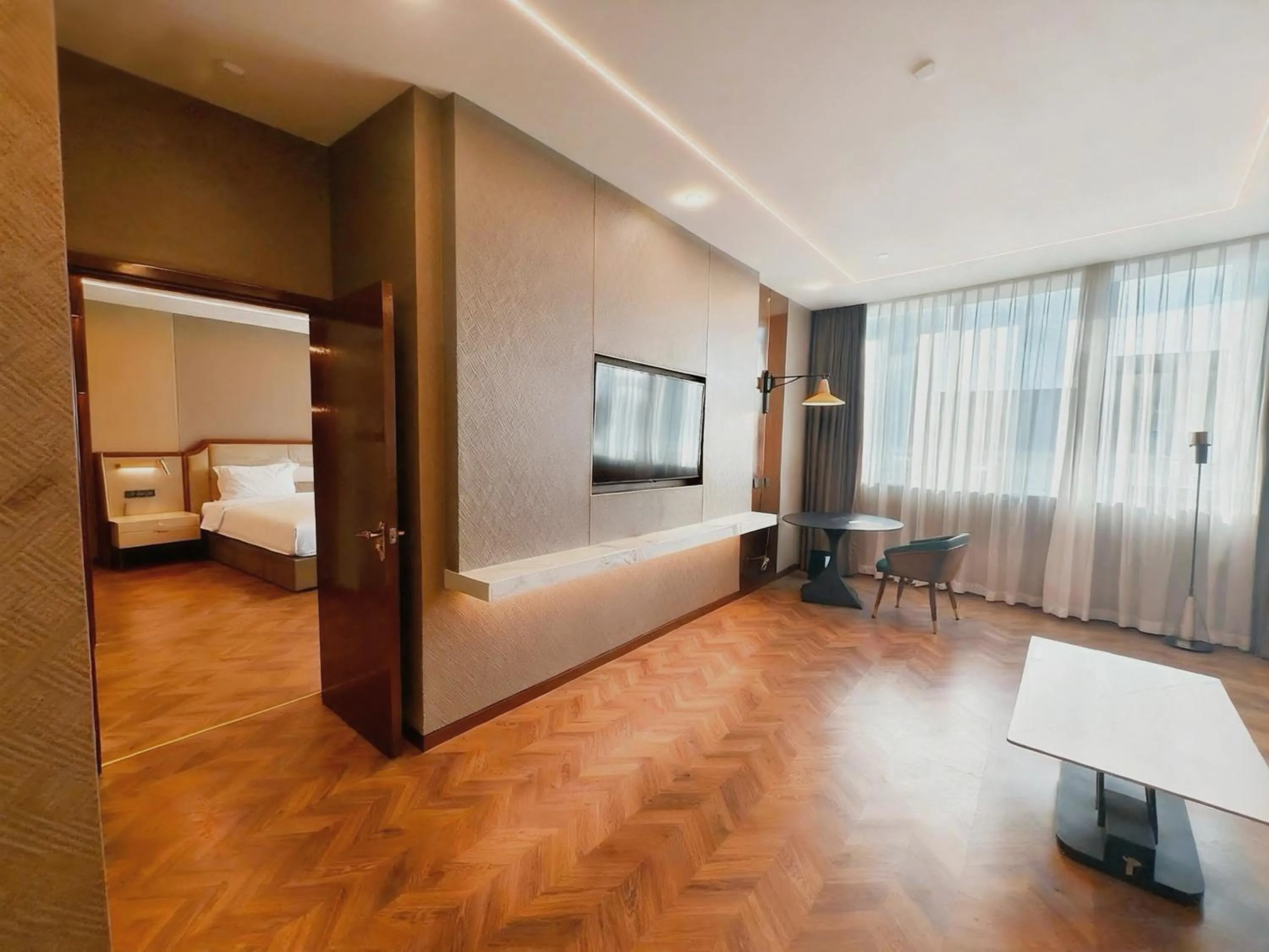 Property building, Bed in Holiday Inn Beijing Chang An West by IHG