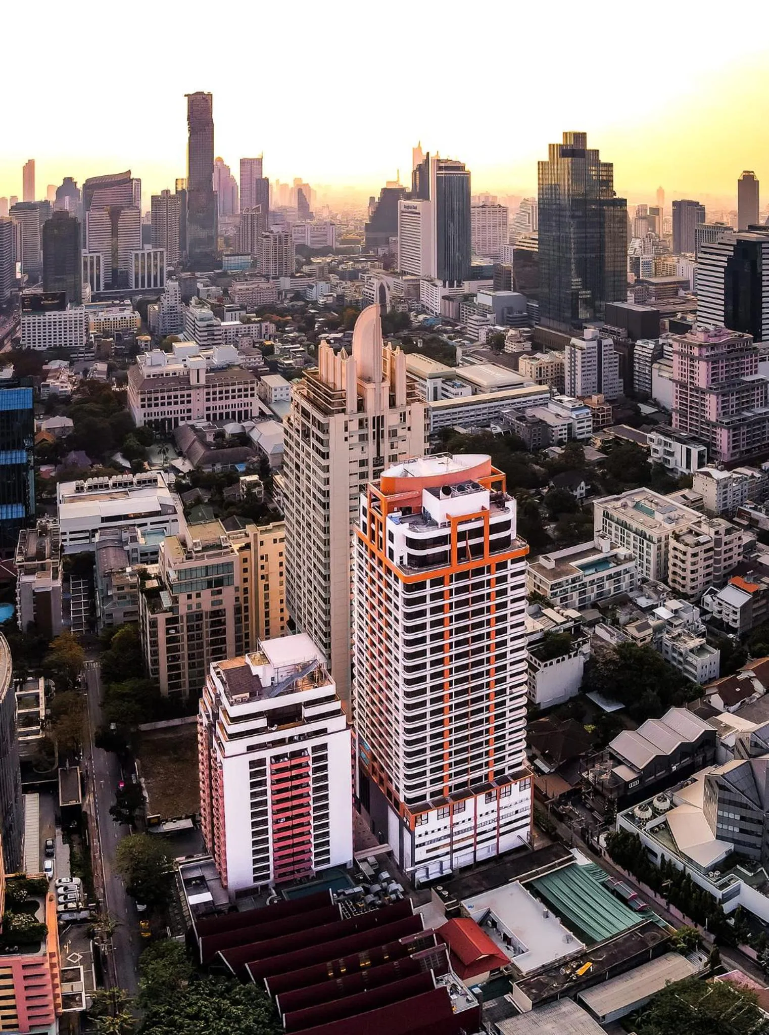 Property building in Bandara Suites Silom, Bangkok