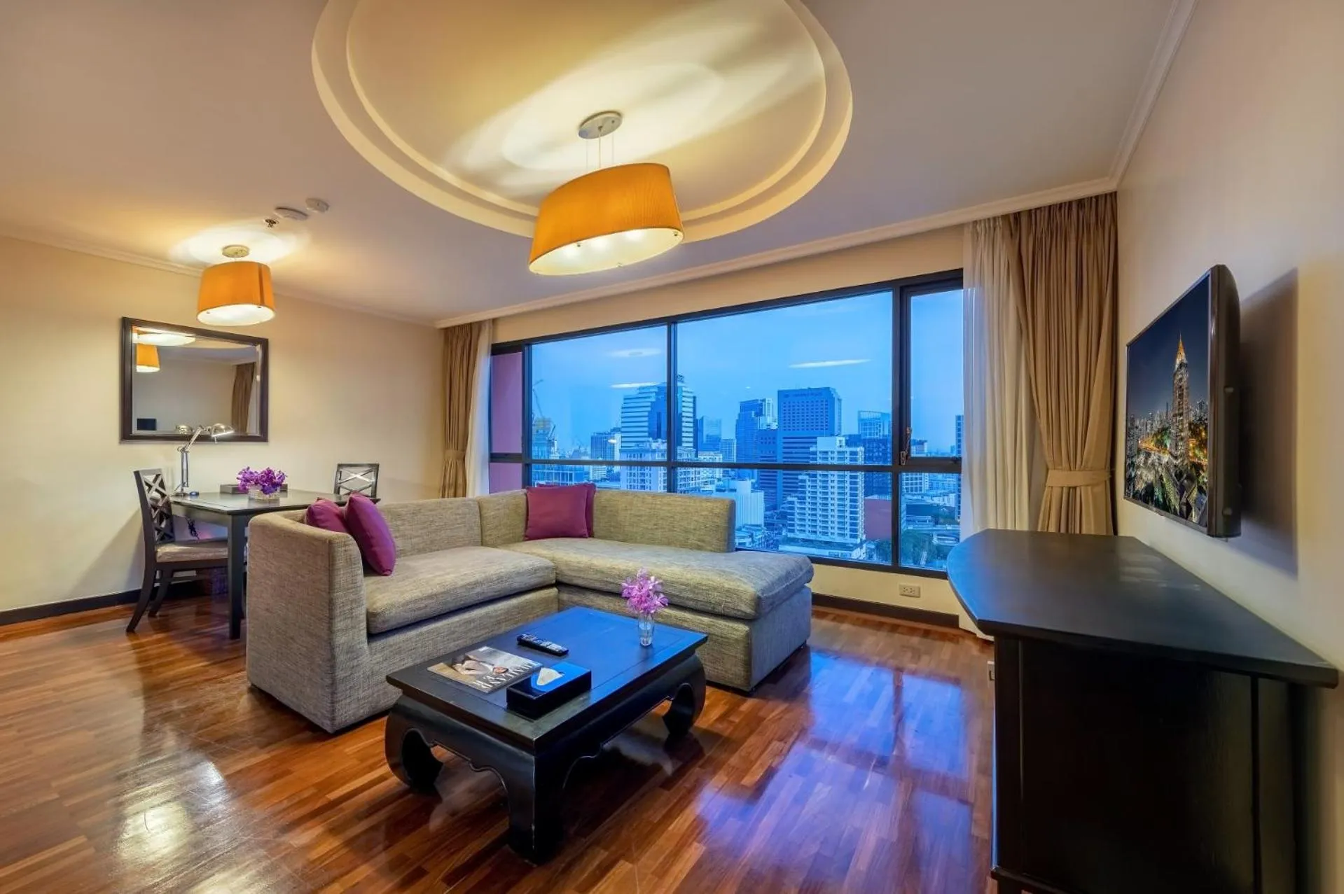 Living room in Bandara Suites Silom, Bangkok