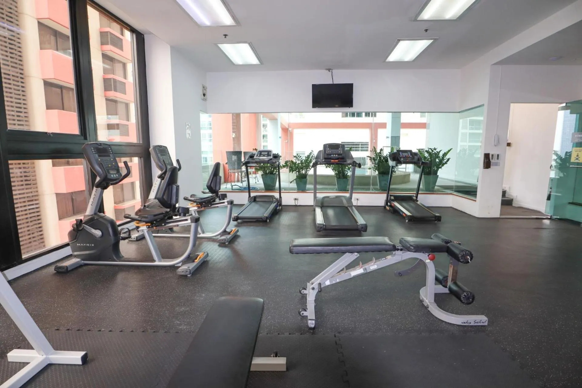 Fitness centre/facilities in Bandara Suites Silom, Bangkok