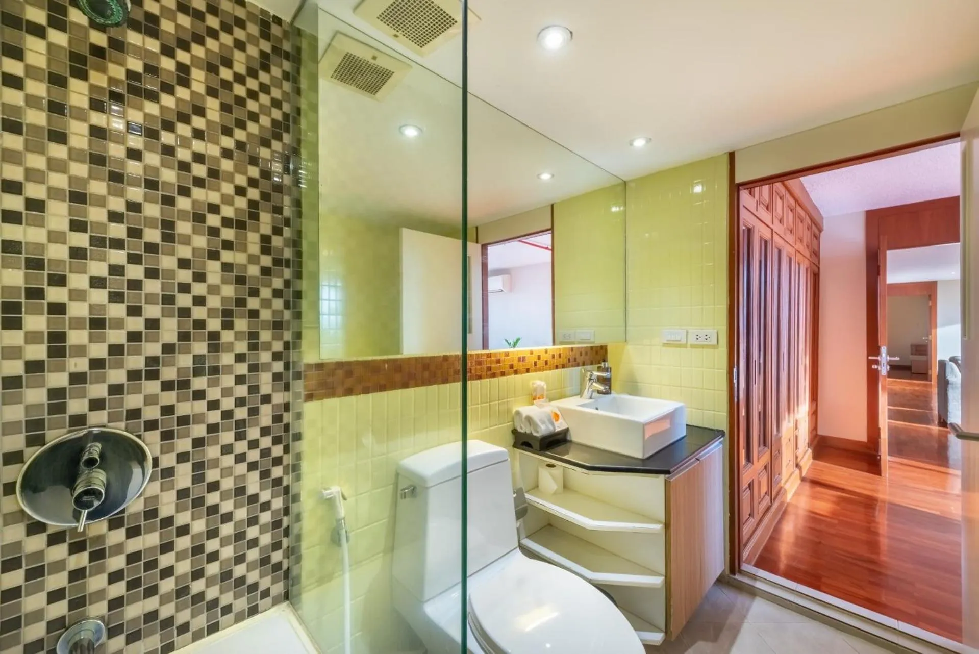 Bathroom in Bandara Suites Silom, Bangkok