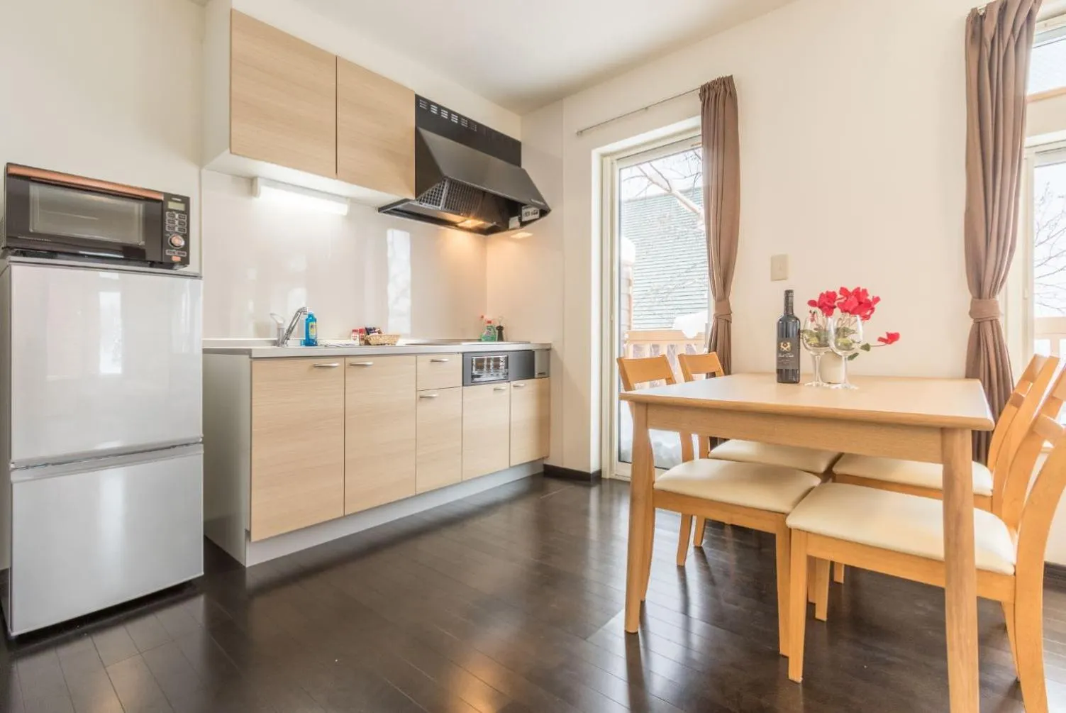 Kitchen or kitchenette in Lodge Mori Apartments