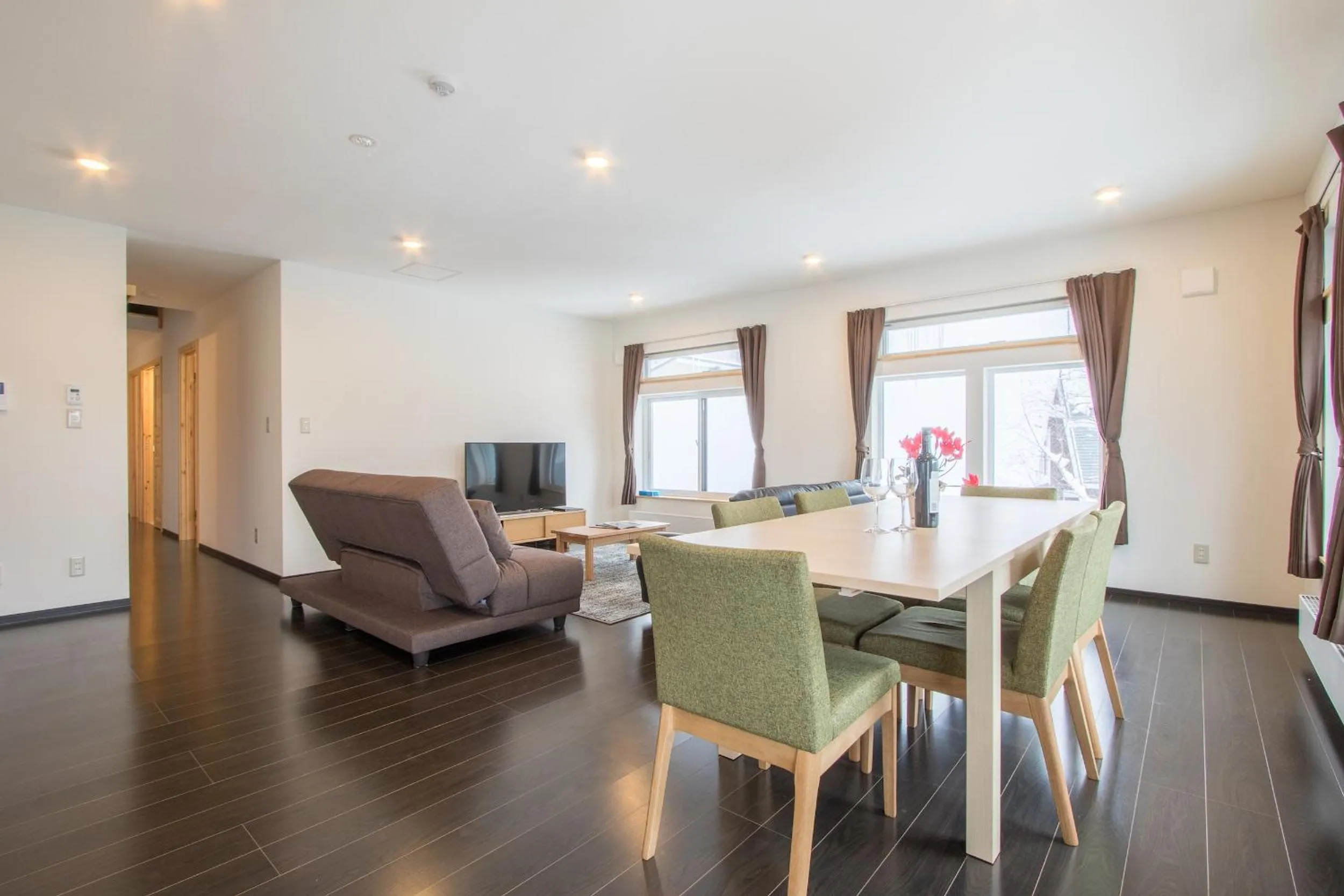 Living room in Lodge Mori Apartments
