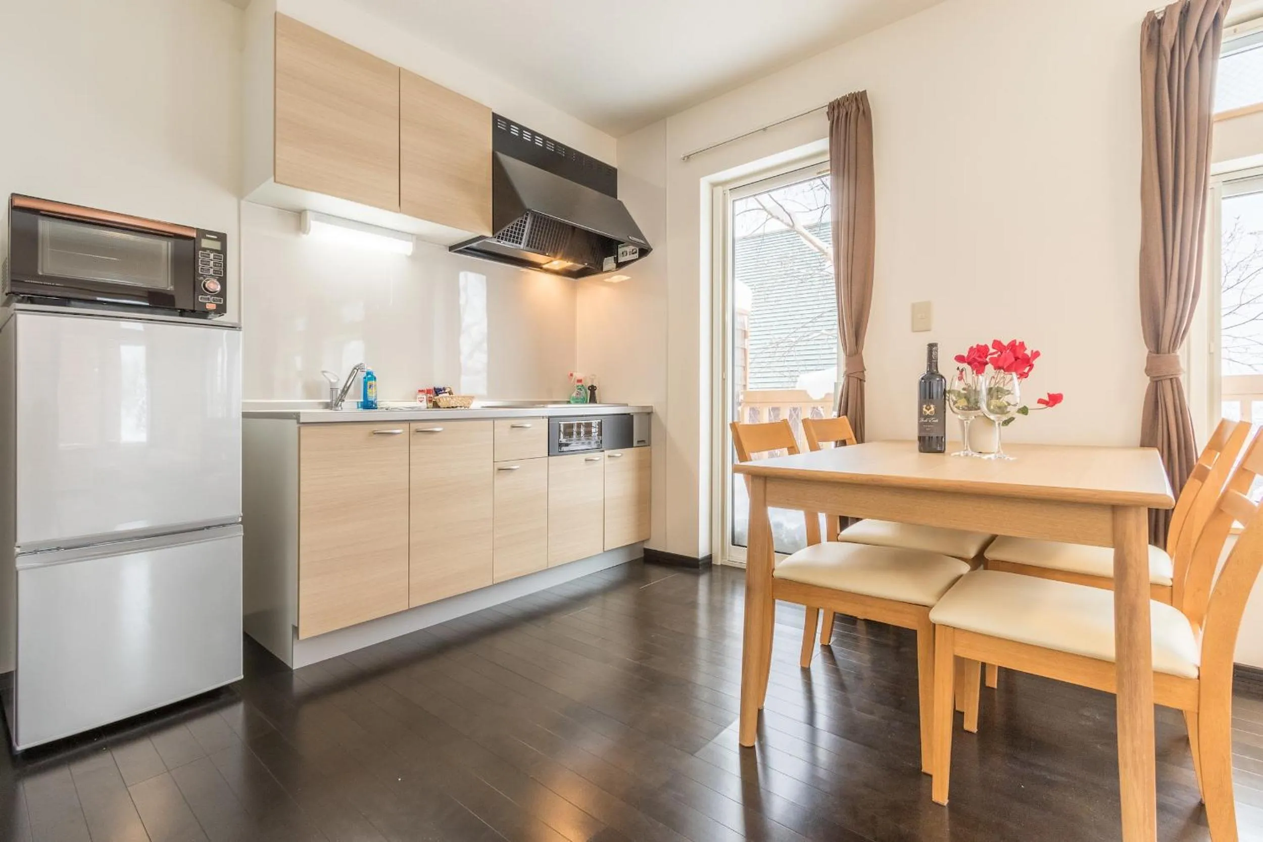 Kitchen or kitchenette in Lodge Mori Apartments
