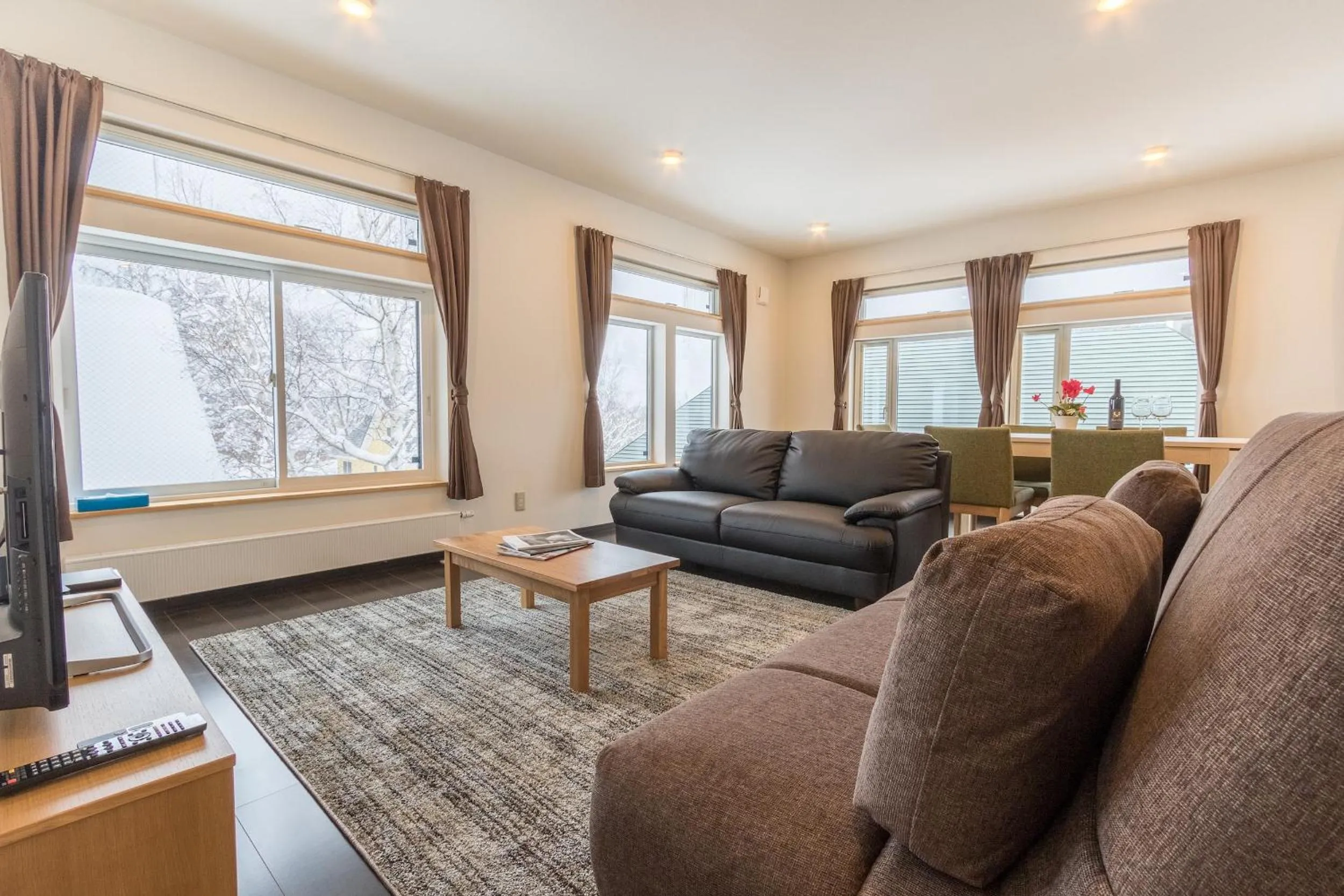 Living room in Lodge Mori Apartments