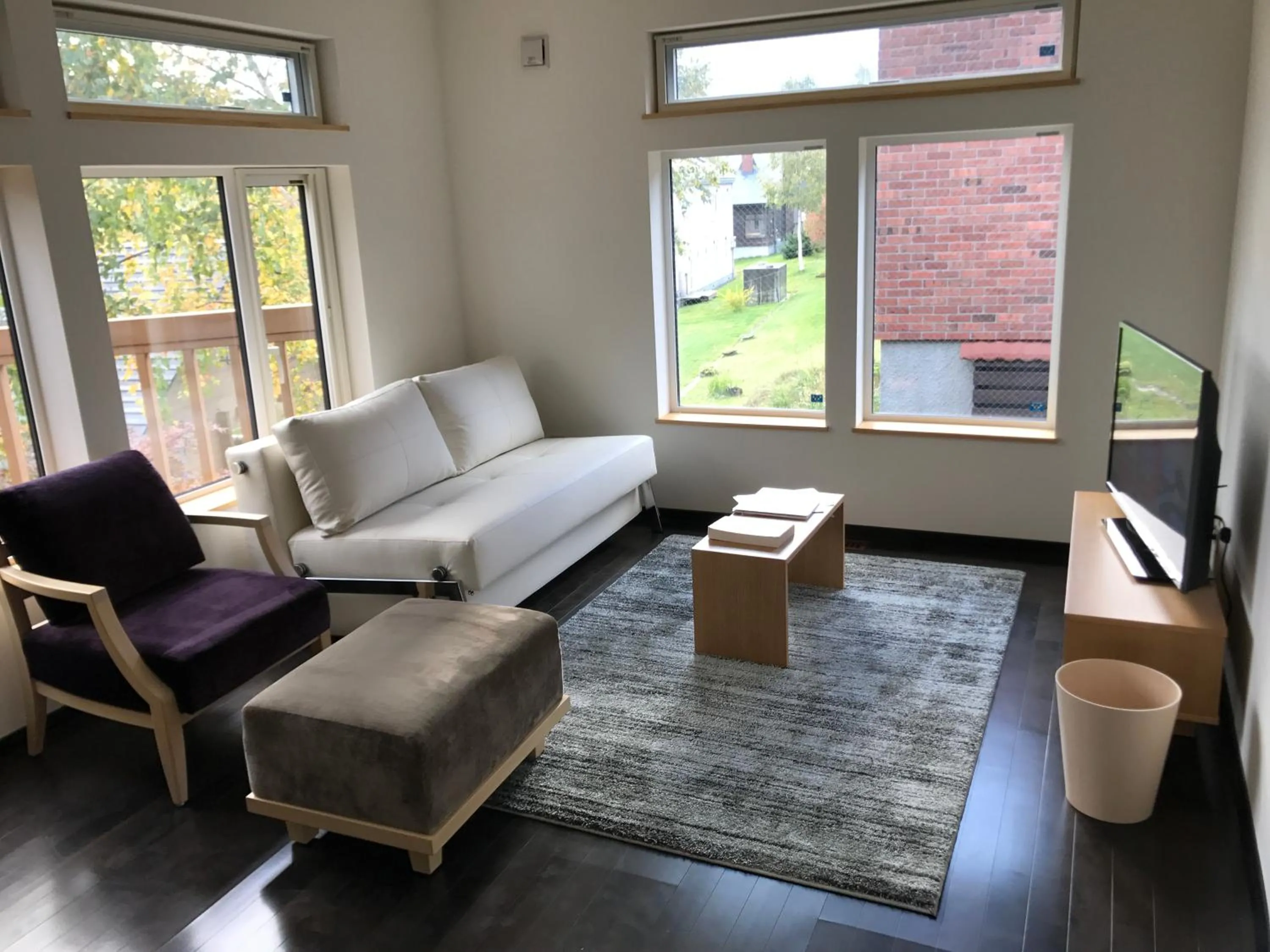 Living room in Lodge Mori Apartments