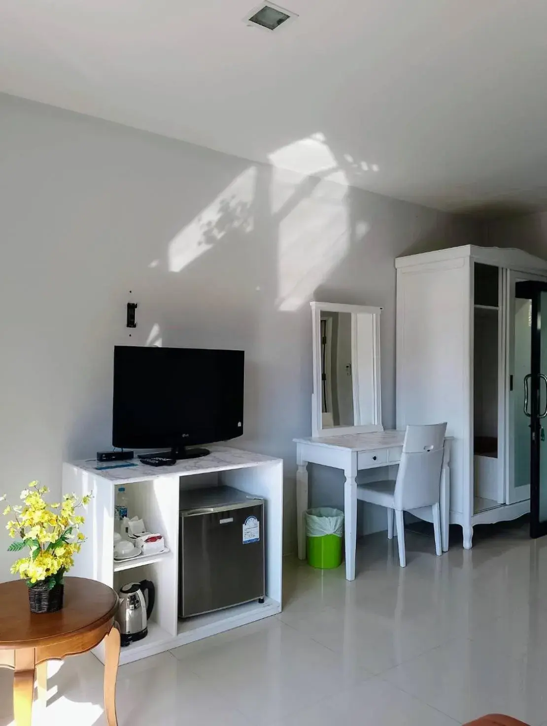 Deluxe Double Room - Building A in Phi Phi Top View Resort Deluxe Double Room - Building A in Phi Phi Top View Resort