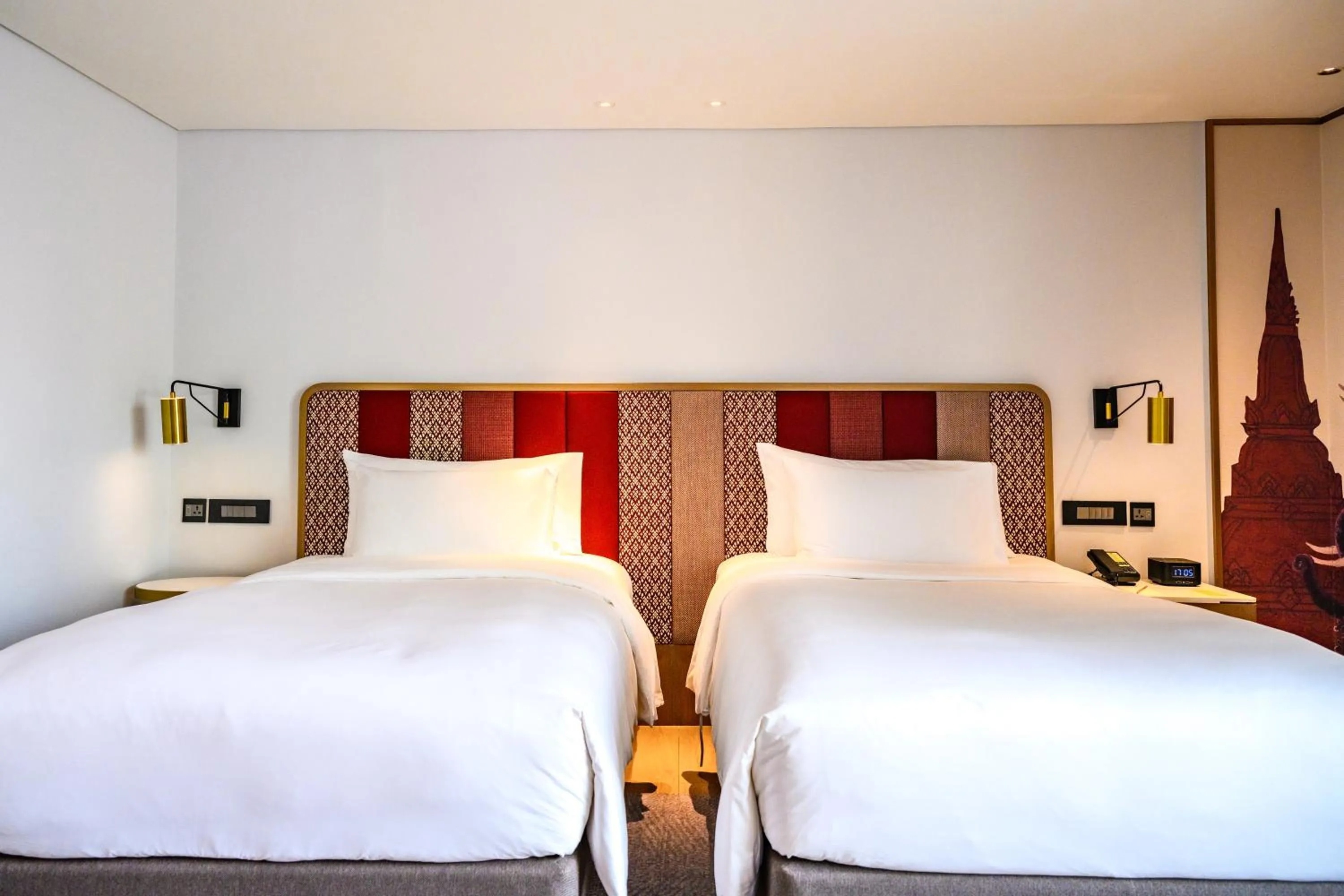 Bed in Montien Hotel Surawong Bangkok