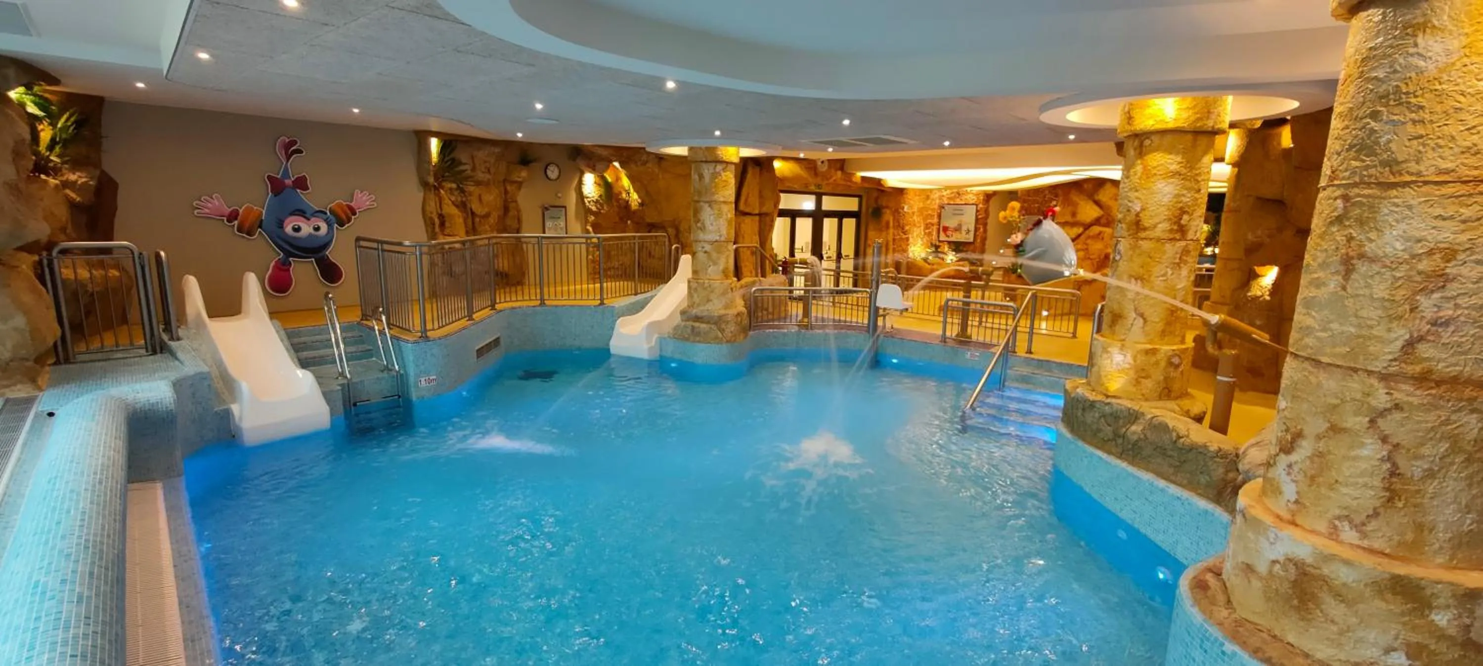Aqua park in Aquashow Park Hotel