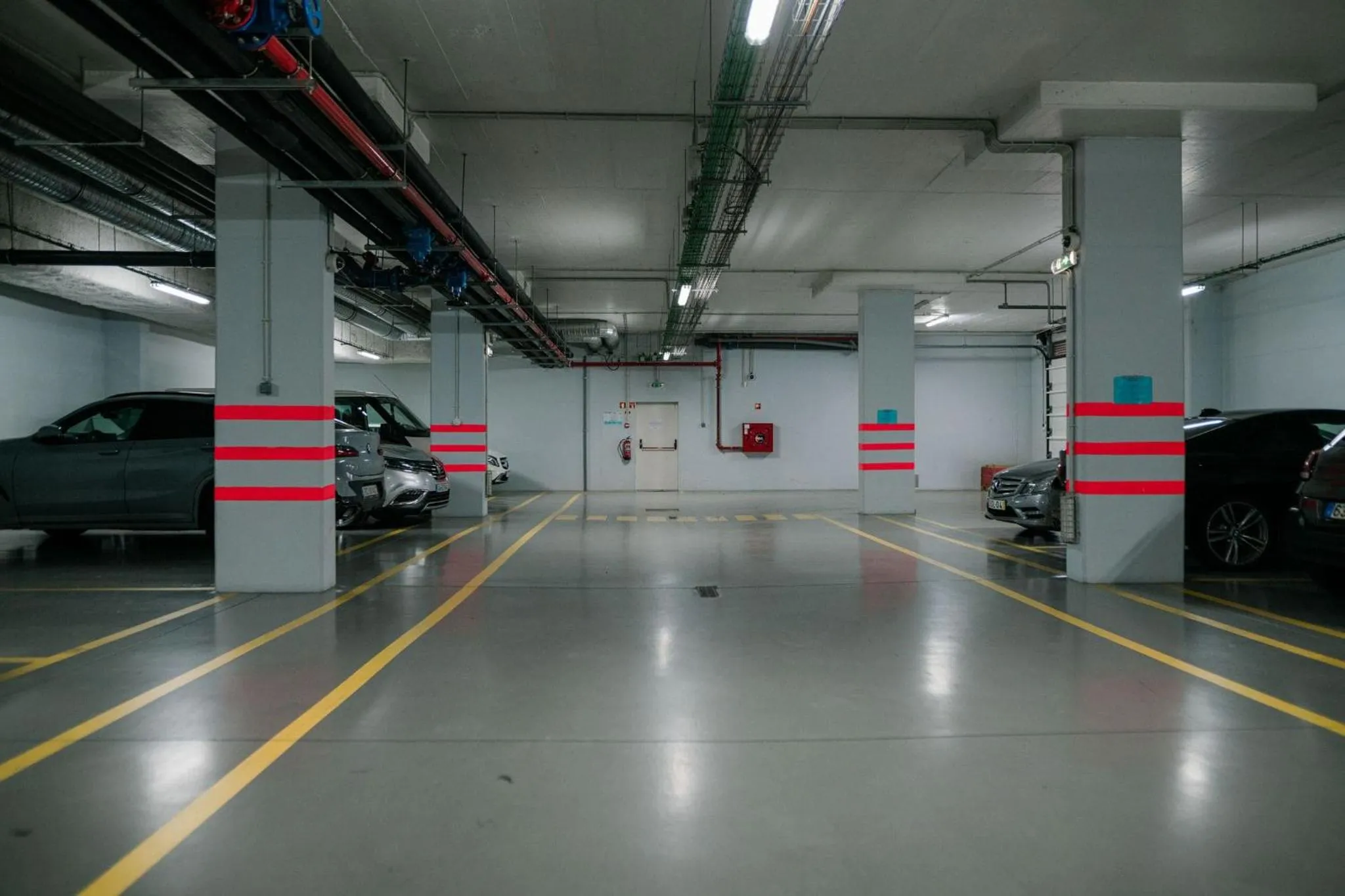 Parking in Aquashow Park Hotel