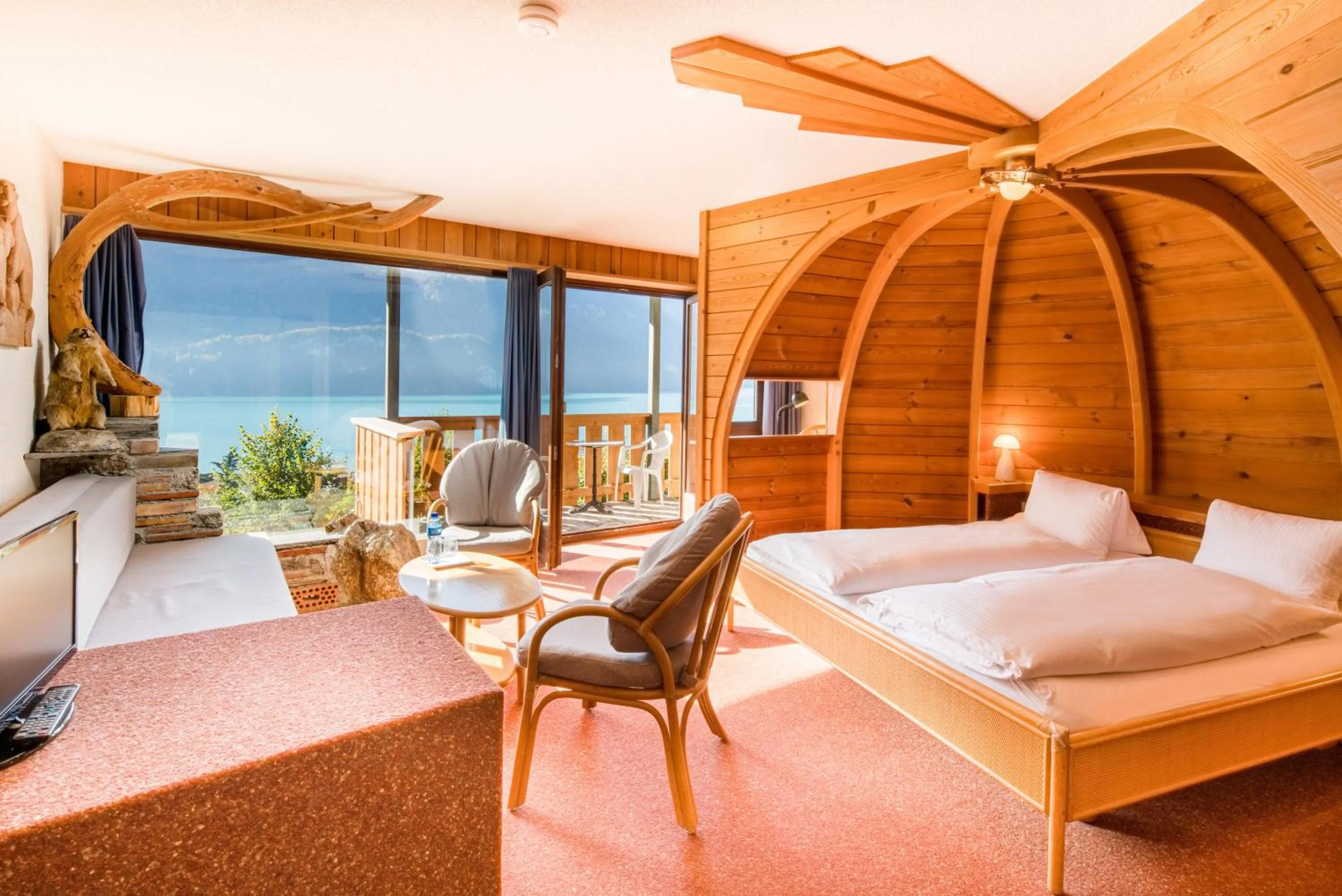 Photo of the whole room, Bed in Hotel Lindenhof by Crossworld AG