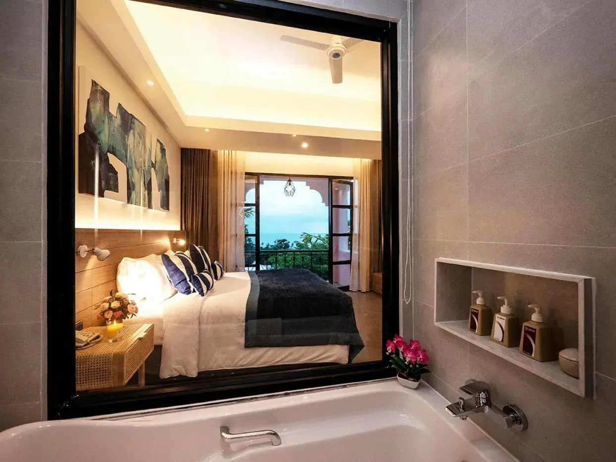 Bed in Absolute Sanctuary Bed in Absolute Sanctuary