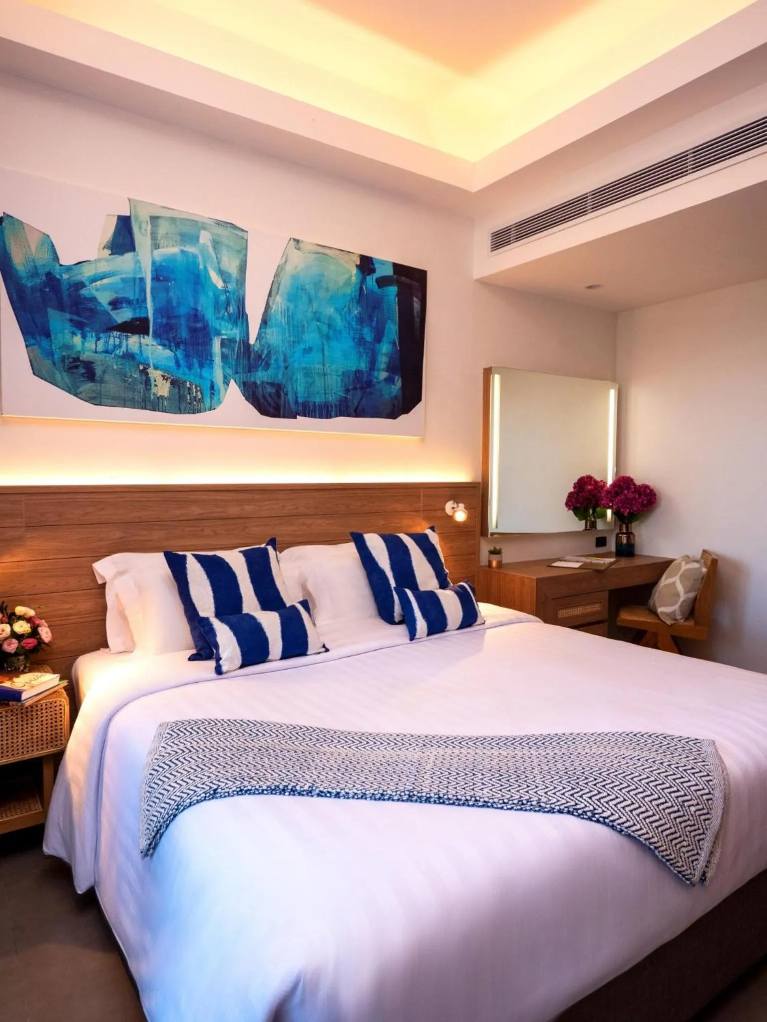 Bedroom, Bed in Absolute Sanctuary