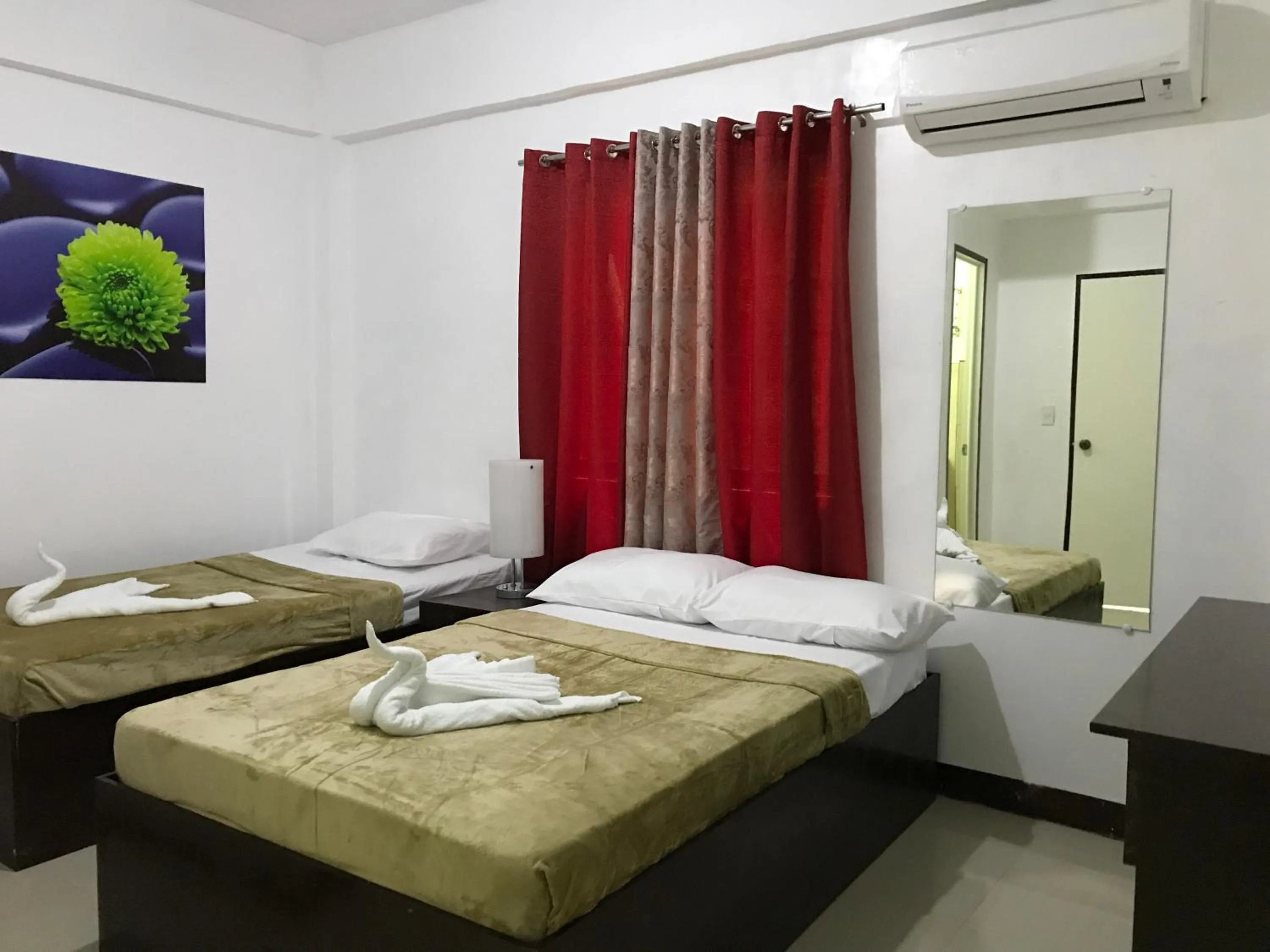 Bed in 4C's Tourist Lodge