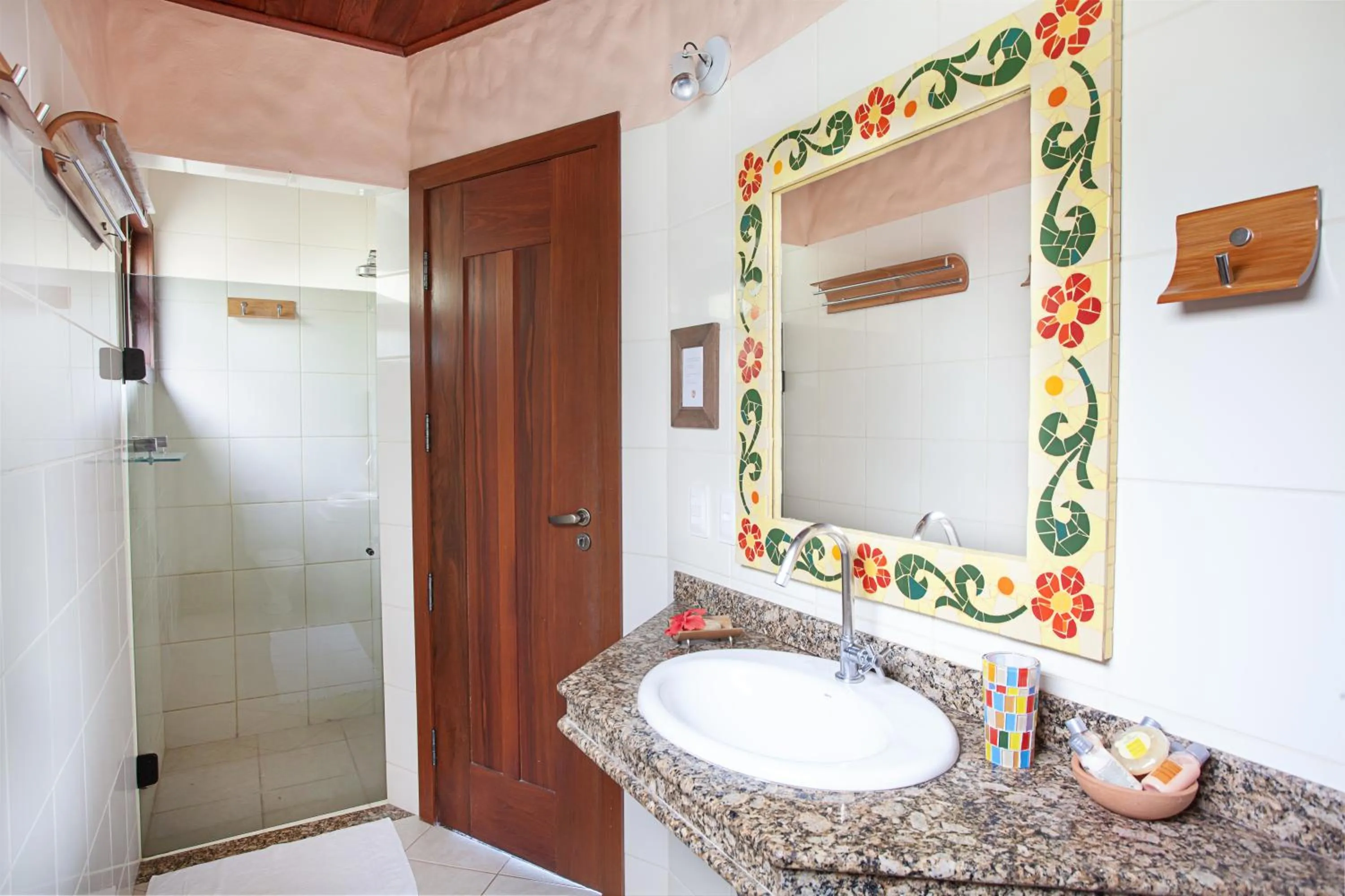 Shower in Pousada Mangabeiras