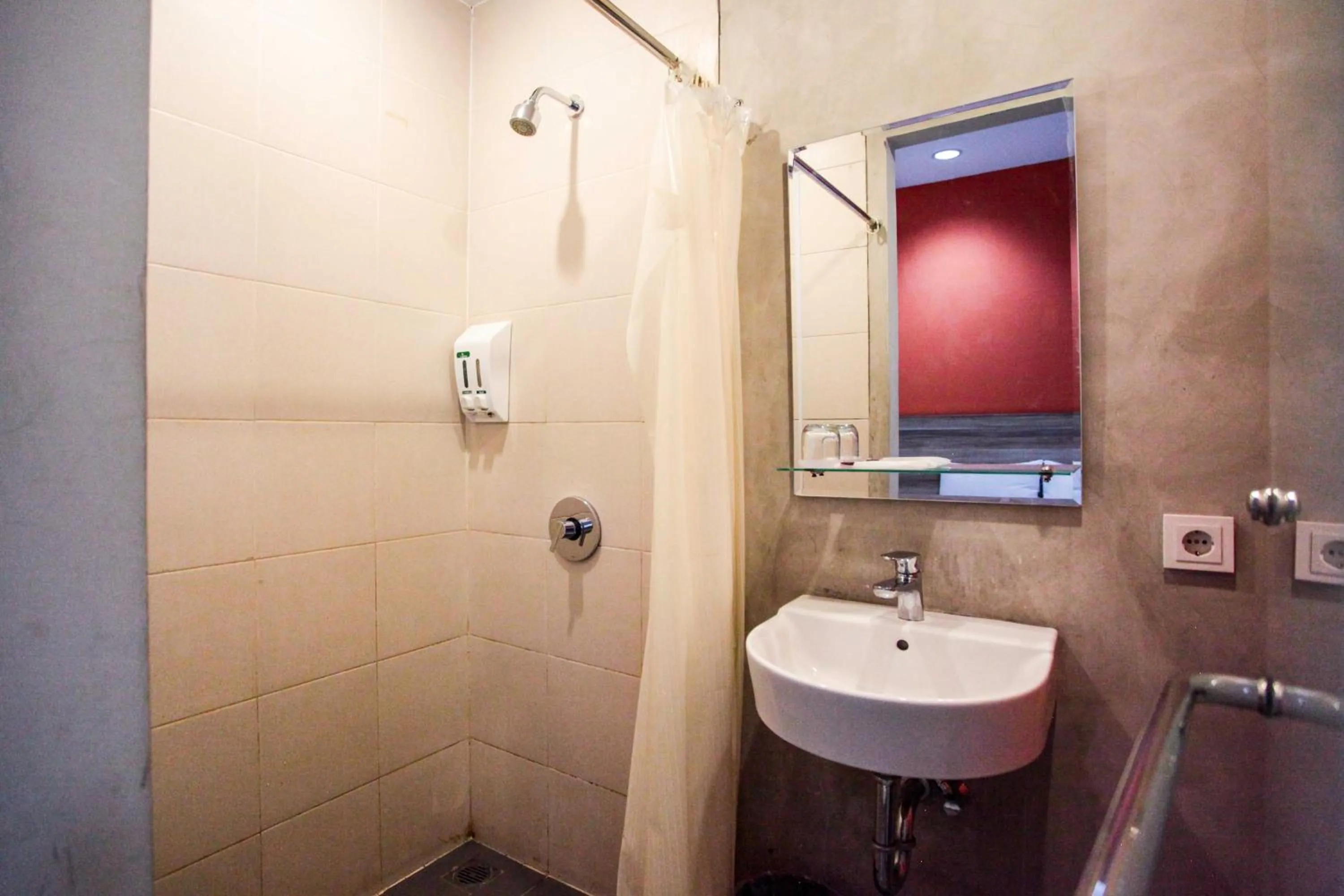 LeGreen Suite Supomo