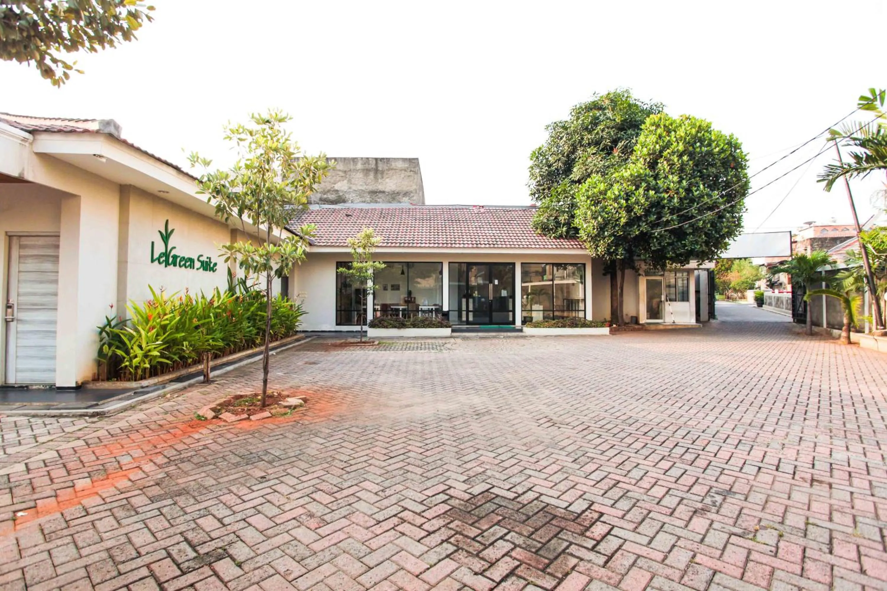 LeGreen Suite Supomo