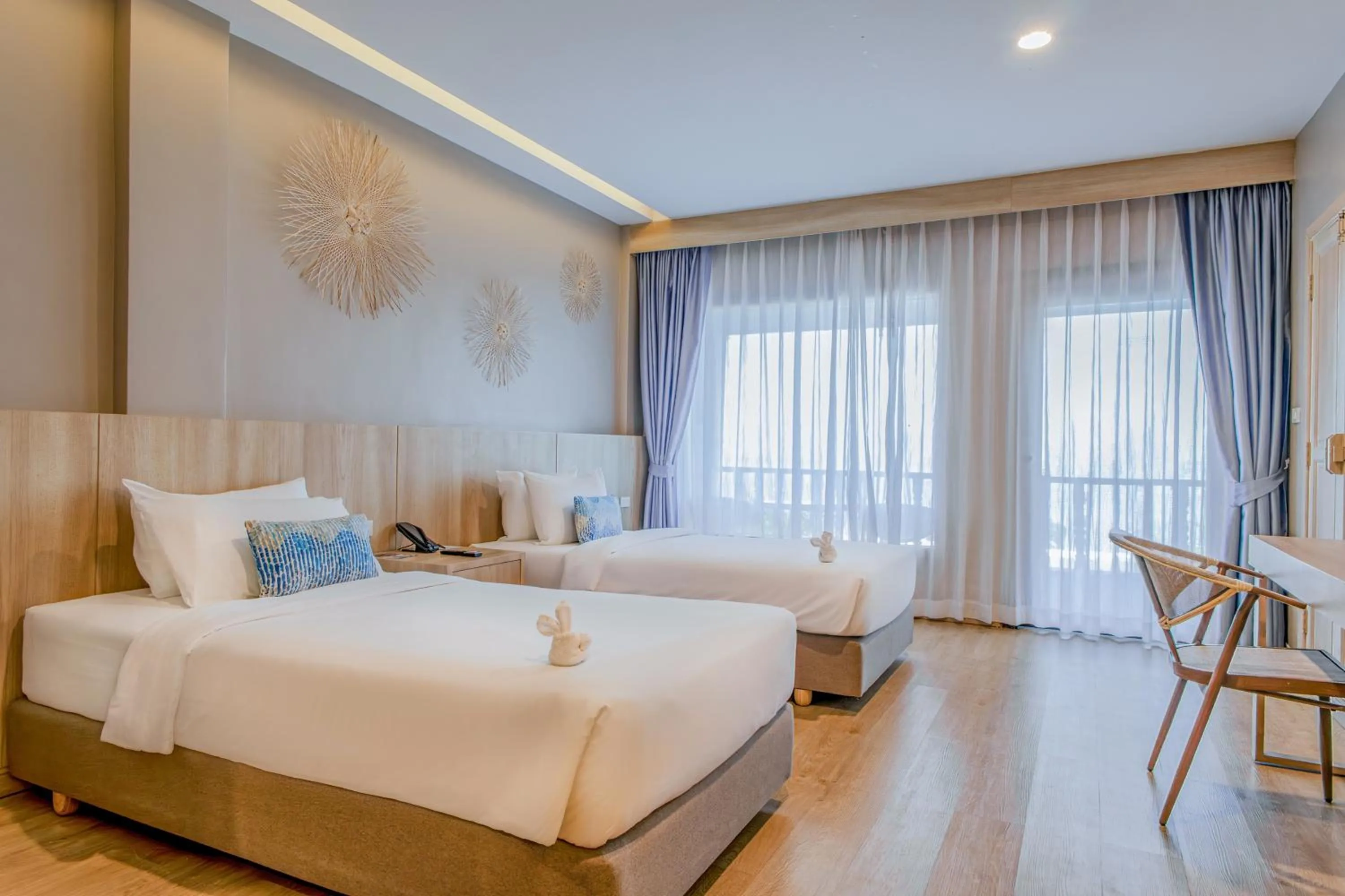 Bed in Namaka Resort Kamala